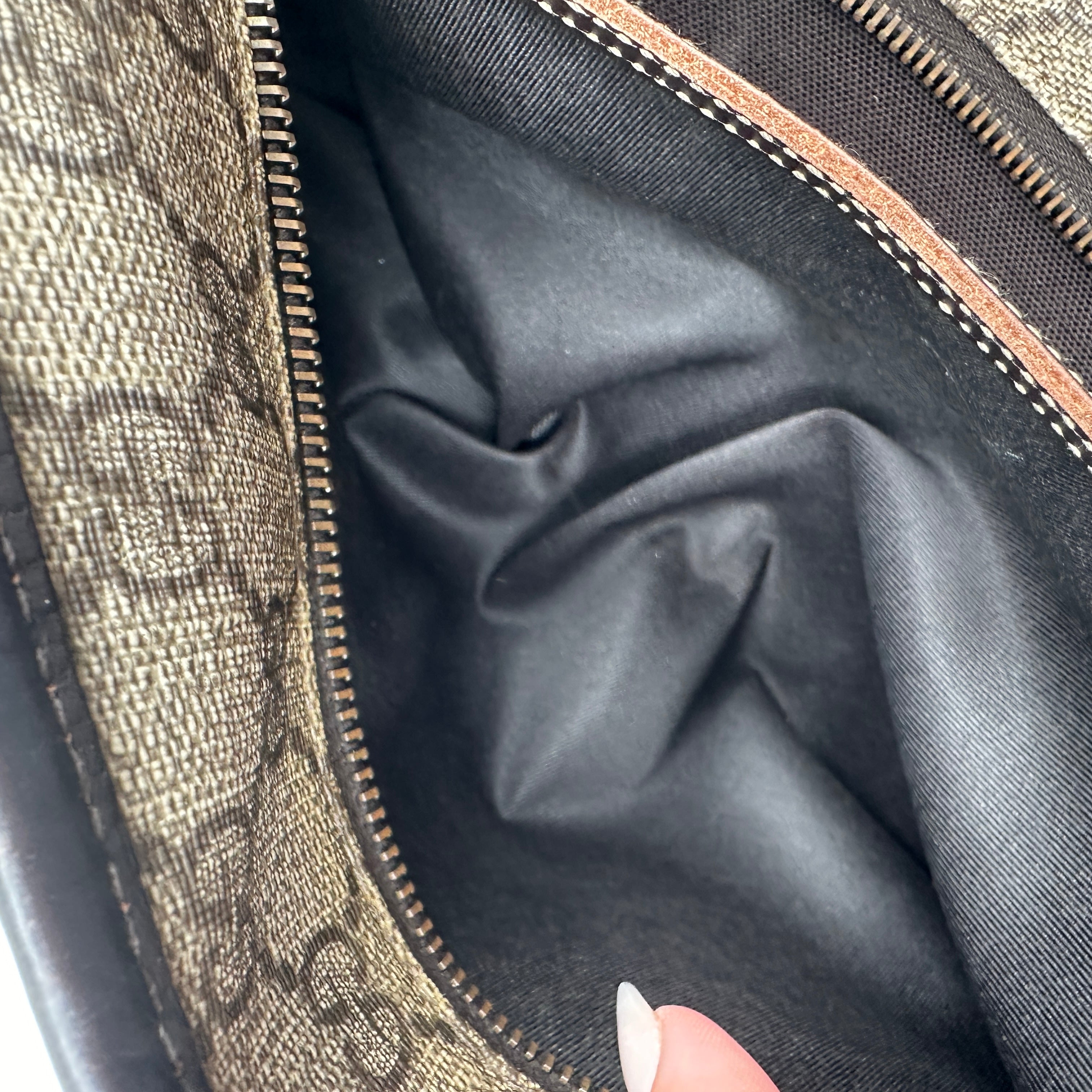 GG Supreme Tote, Shoulder Bag