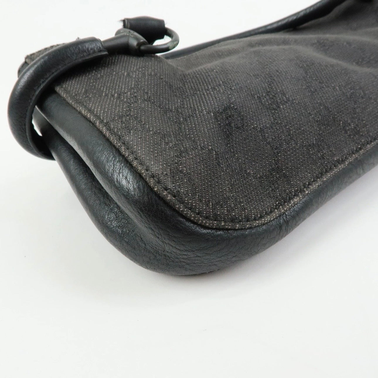 Gucci GG Denim Shoulder bag