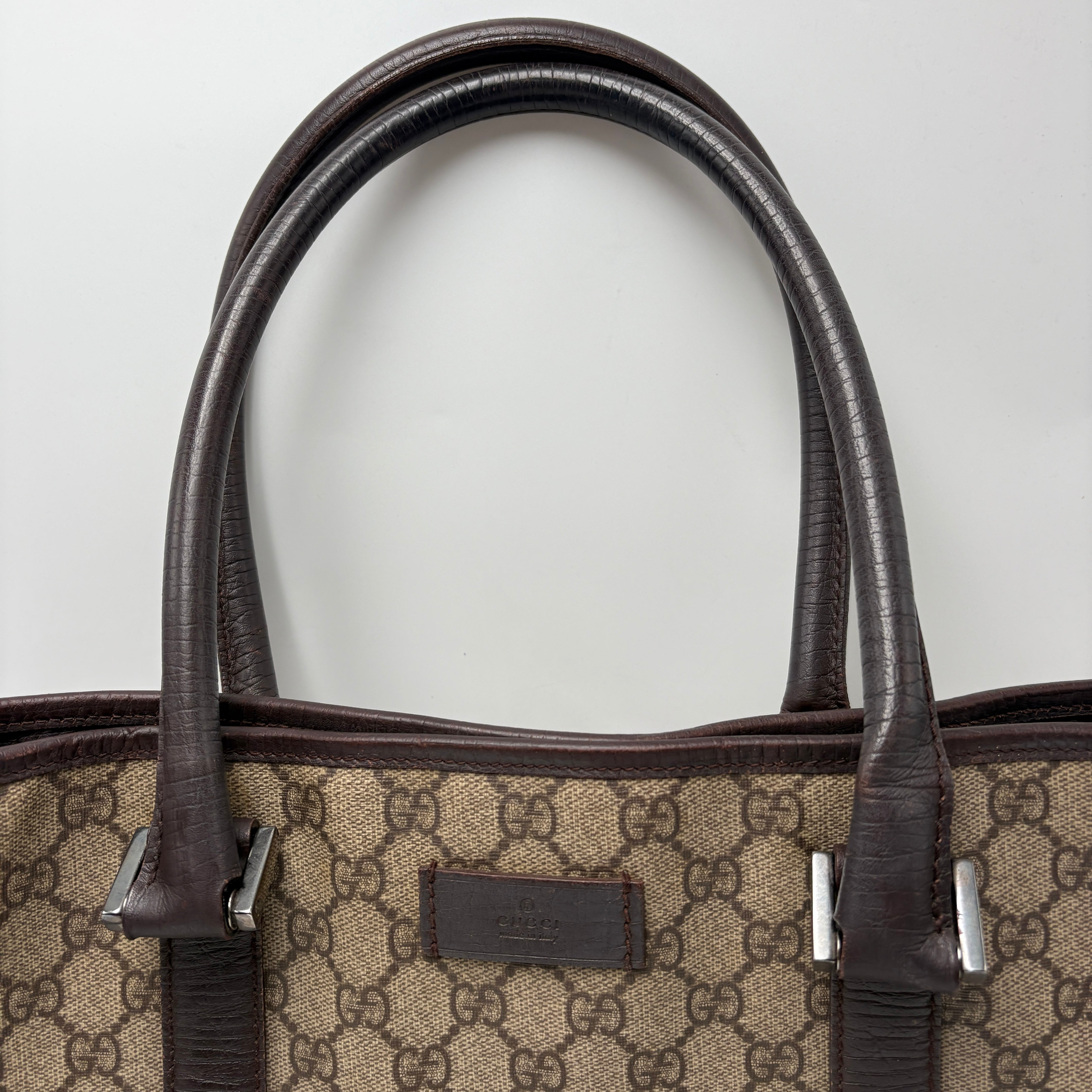 GUCCI GG SUPREME SHOULDER Tote BAG
