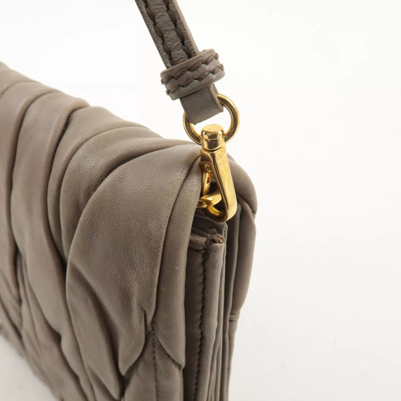 Matelasse Leather 2way Clutch Shoulder Bag Greige