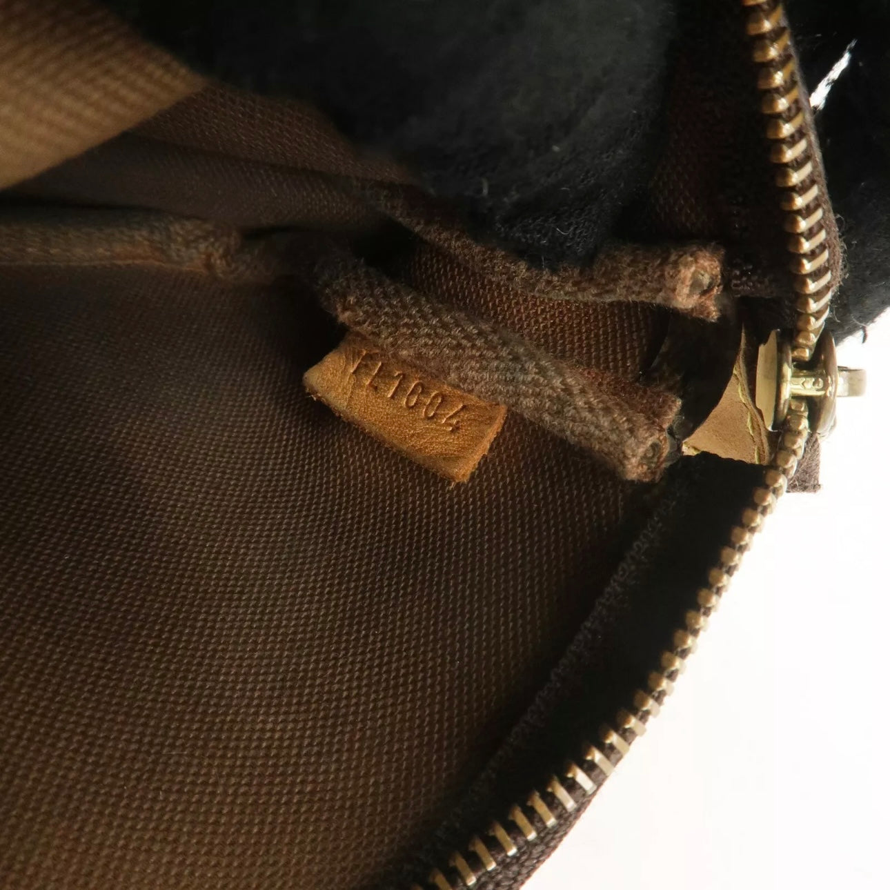 Louis Vuitton Mini Pochette Accessoires