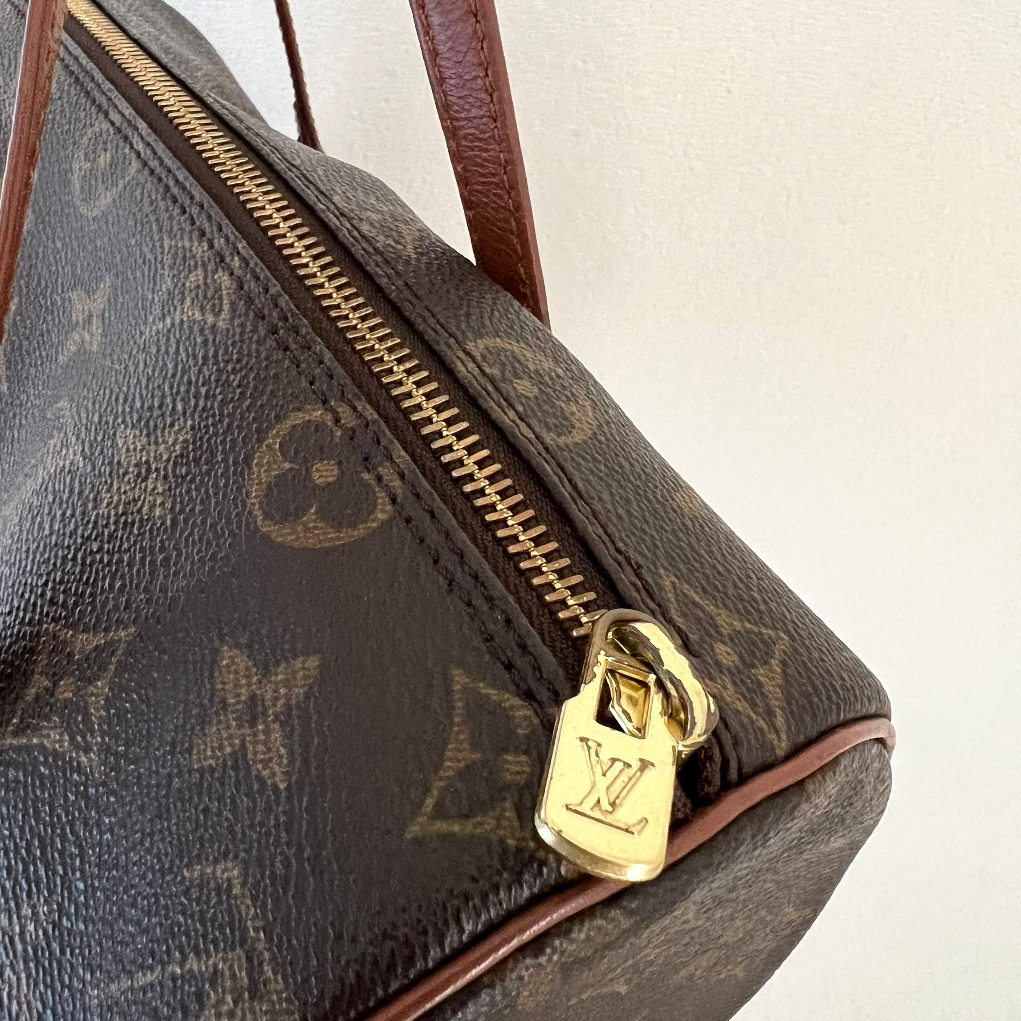 Louis Vuitton Papillon 26