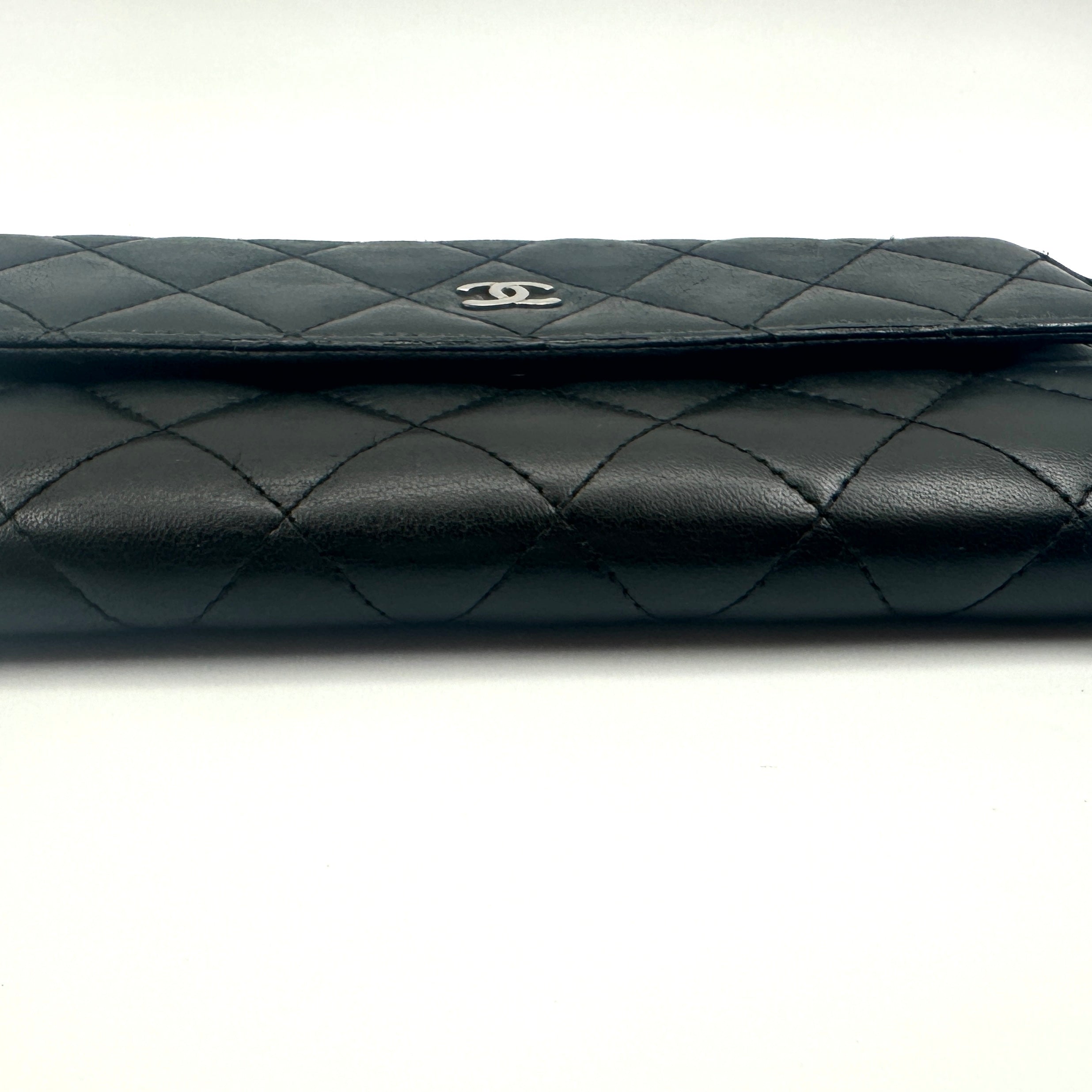 Matelasse Coco Mark Flap Long Wallet Lambskin