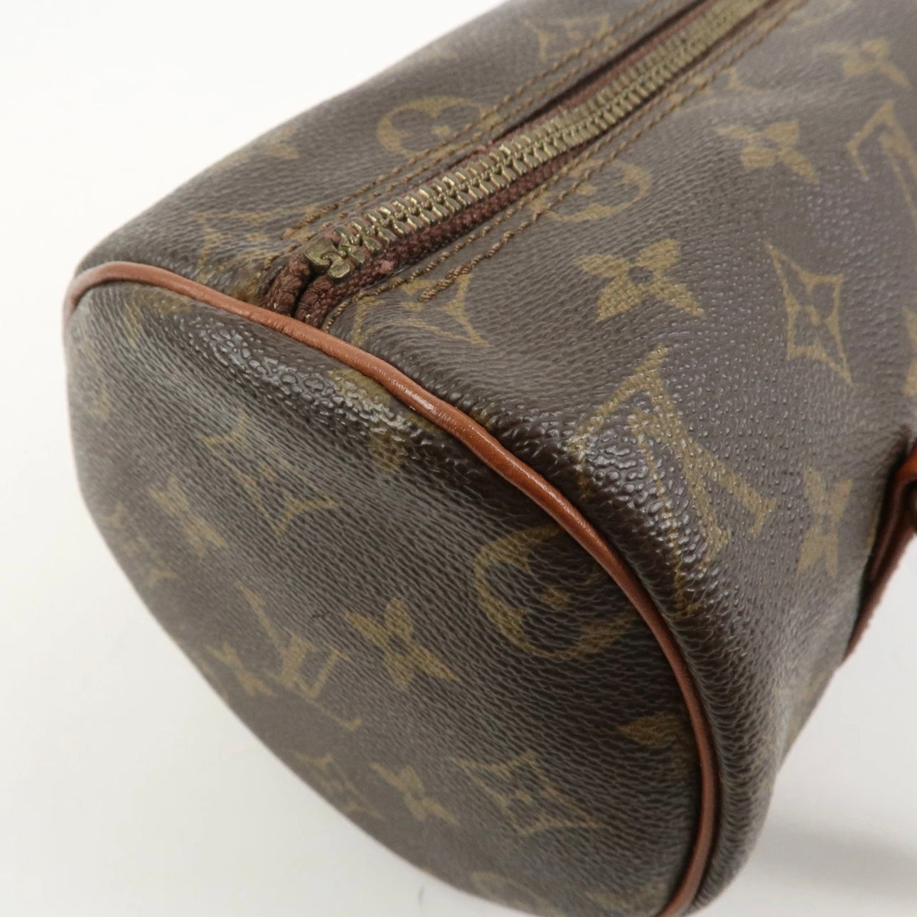 Louis Vuitton Papillon 26