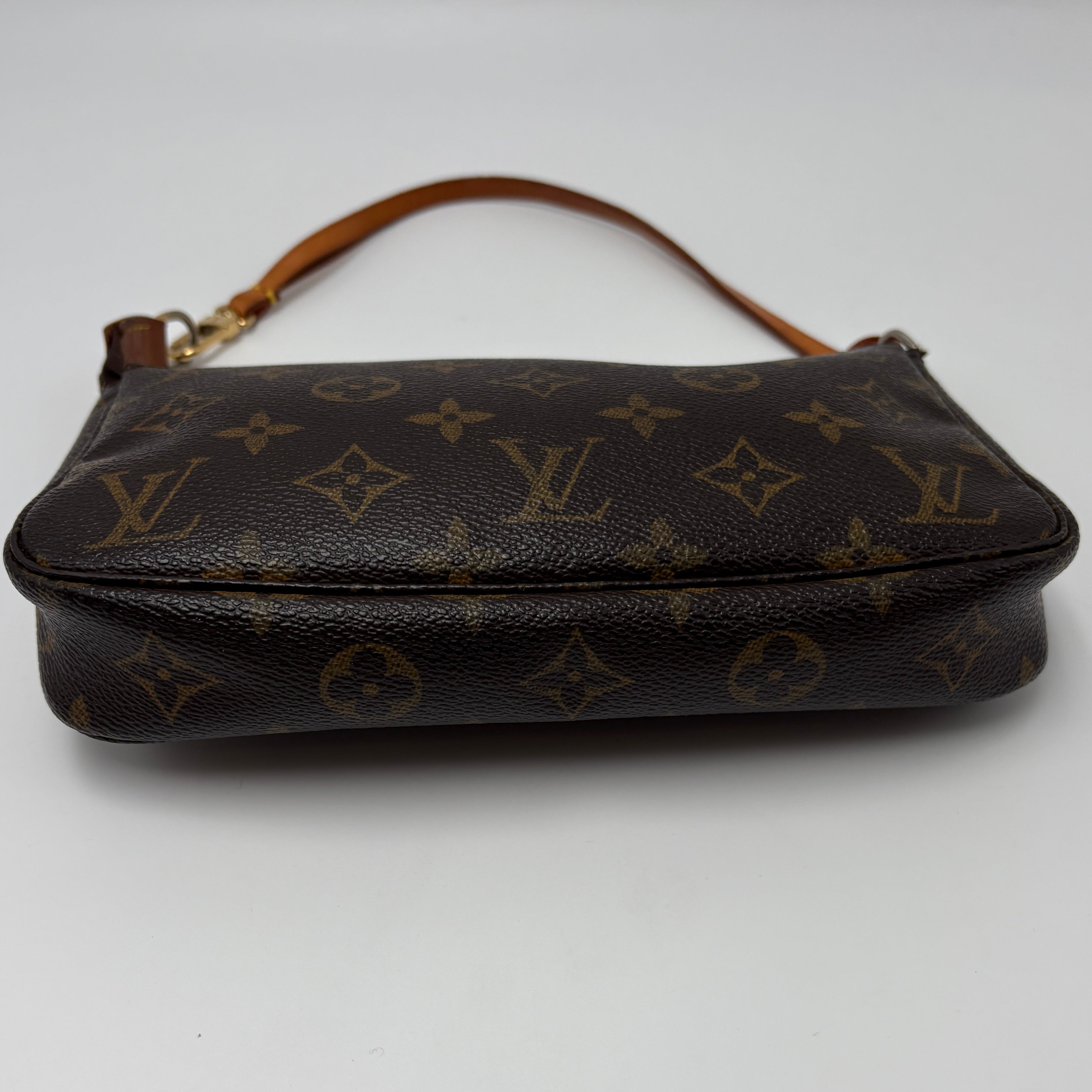 Louis Vuitton Pochette Accessories