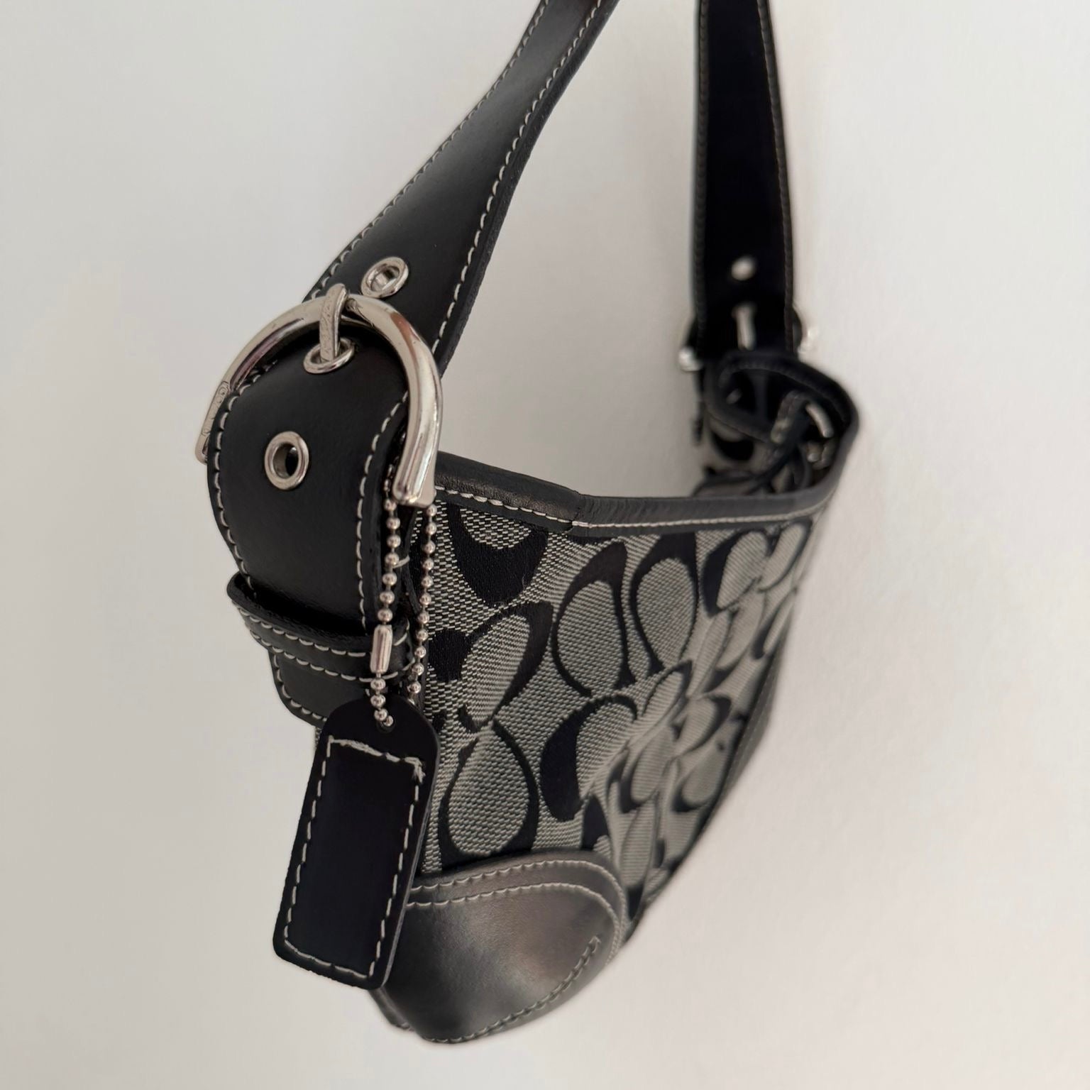 Coach Signature Black, Grey Shoulder Bag
