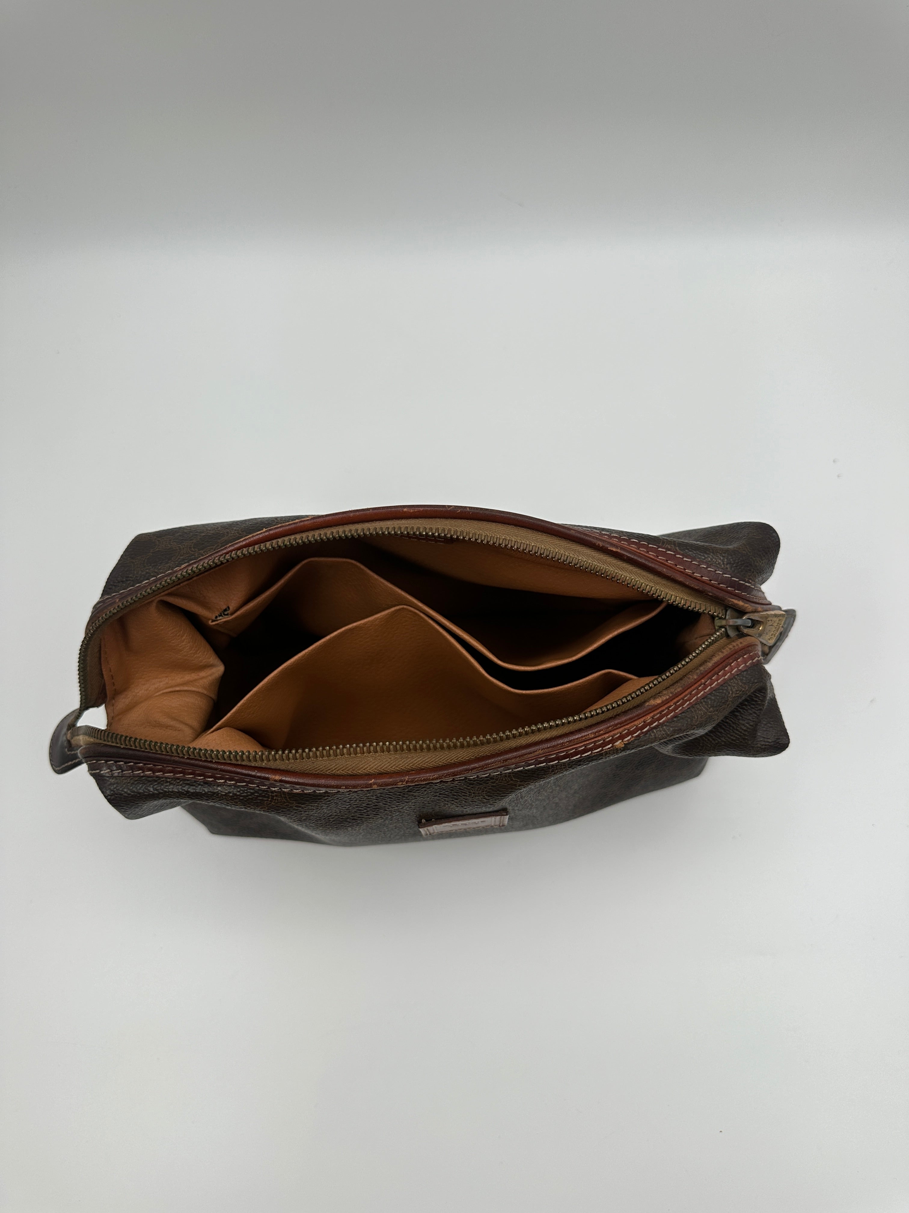 Macadam clutch brown