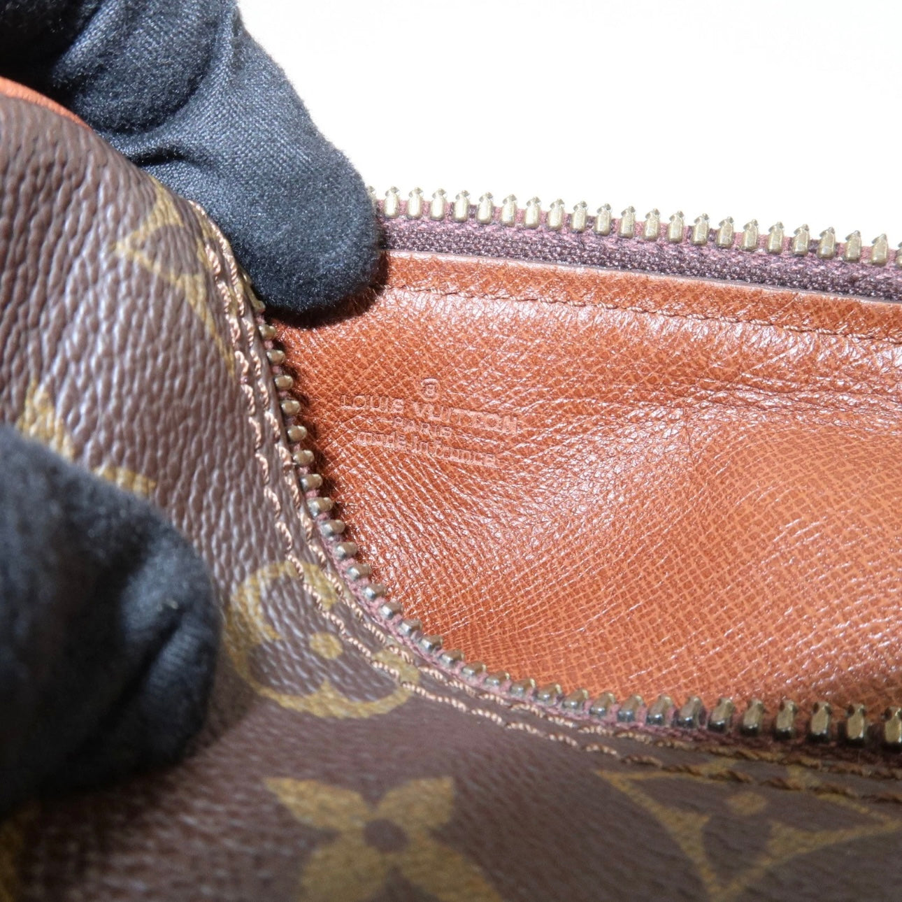 Louis Vuitton Papillon 26