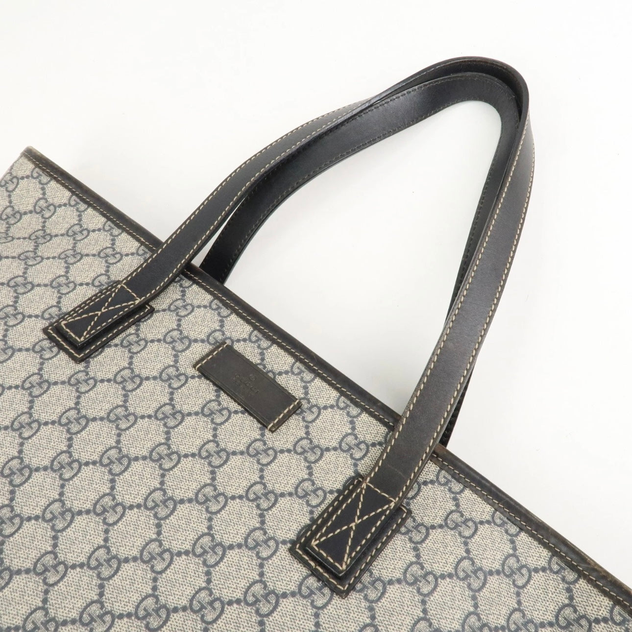 GUCCI GG Supreme Leather Tote Bag- Navy