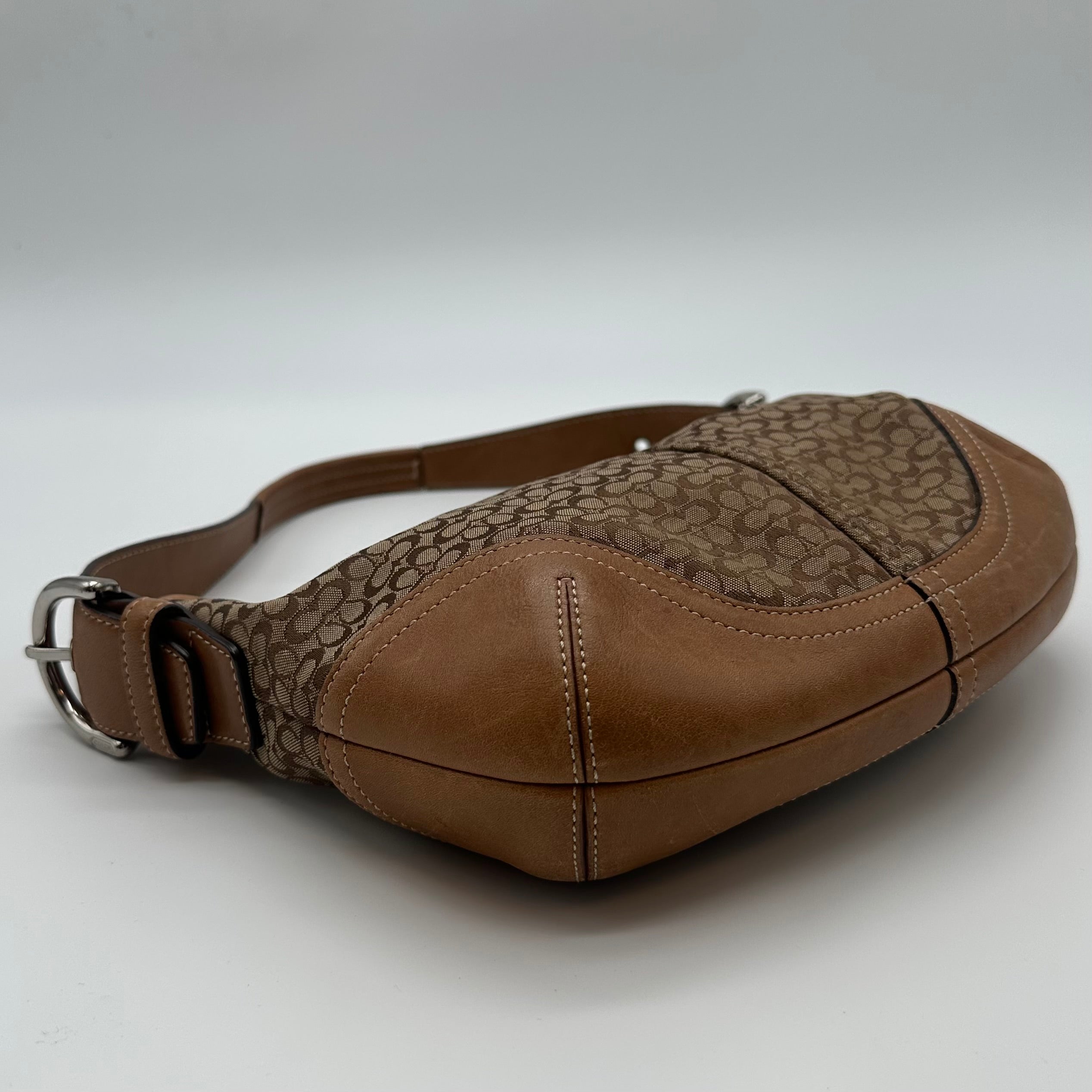 Coach Signature brown shoulder bag
