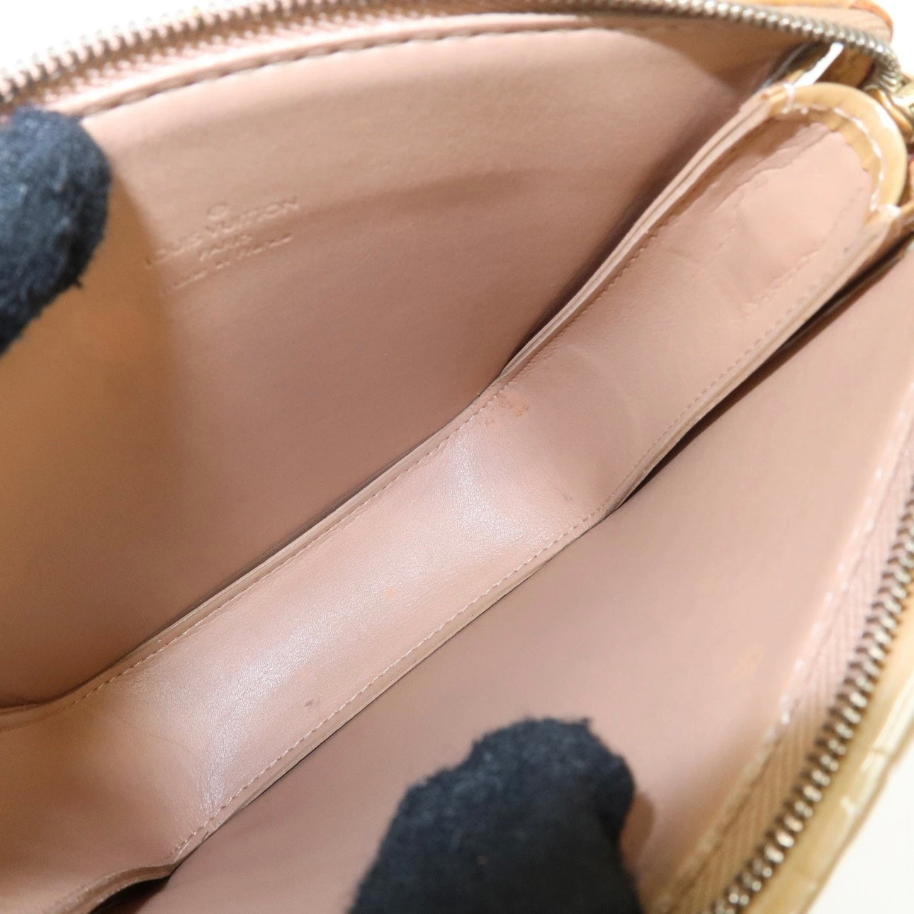 Louis Vuitton Monogram Vernis Motte Shoulder Bag Noisette