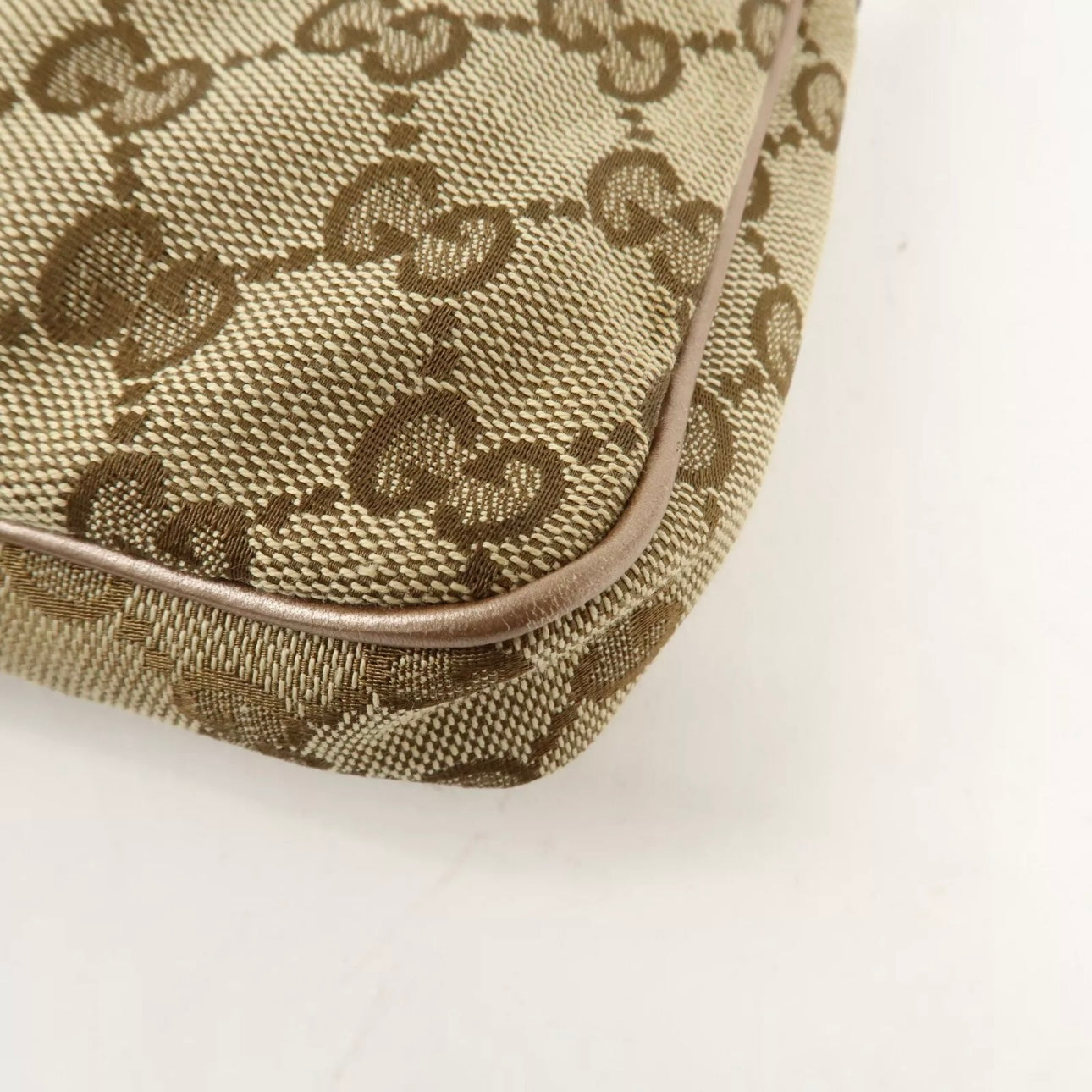 GUCCI Lovely GG Shoulder Bag