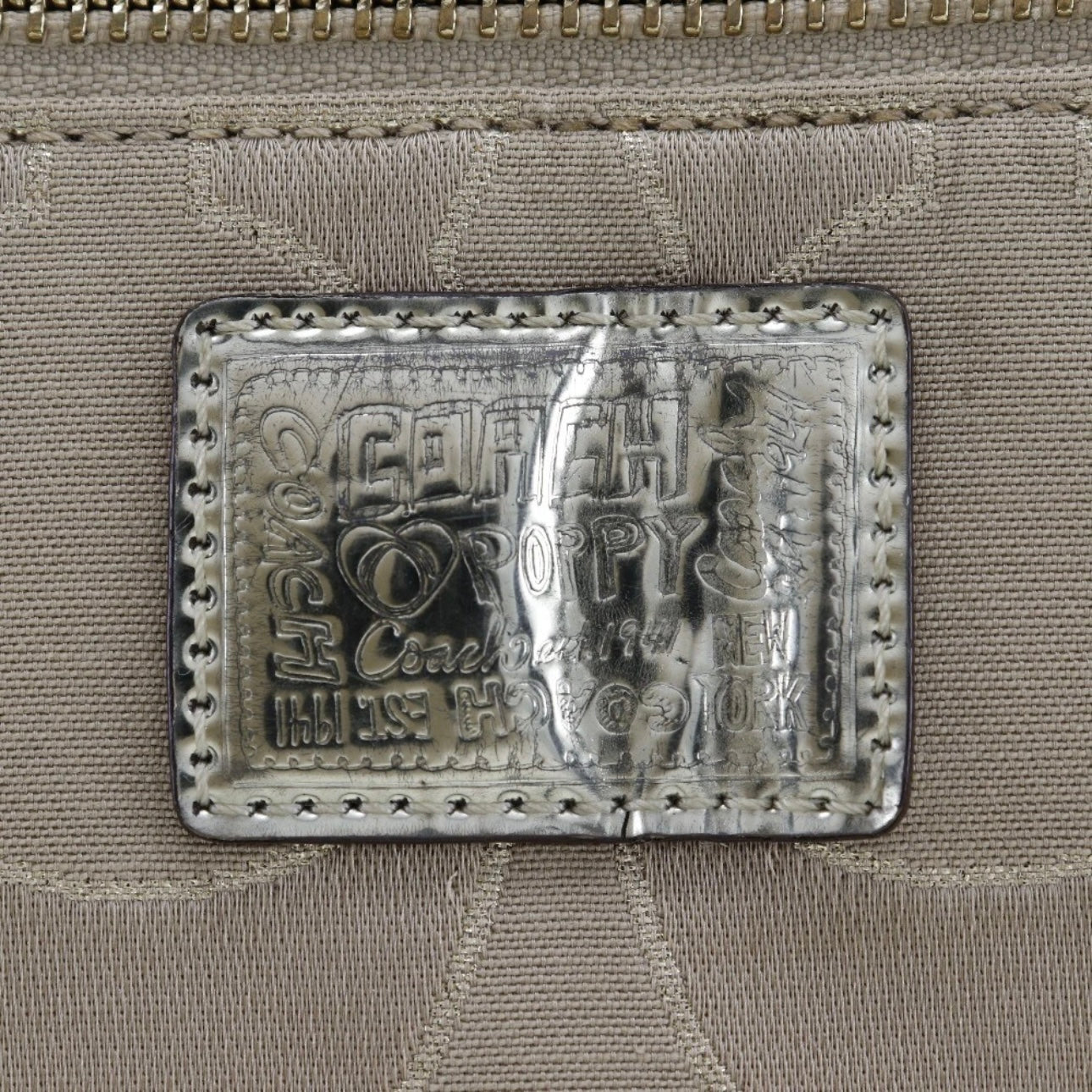 COACH Signature Tote Bag Poppy beige Satin