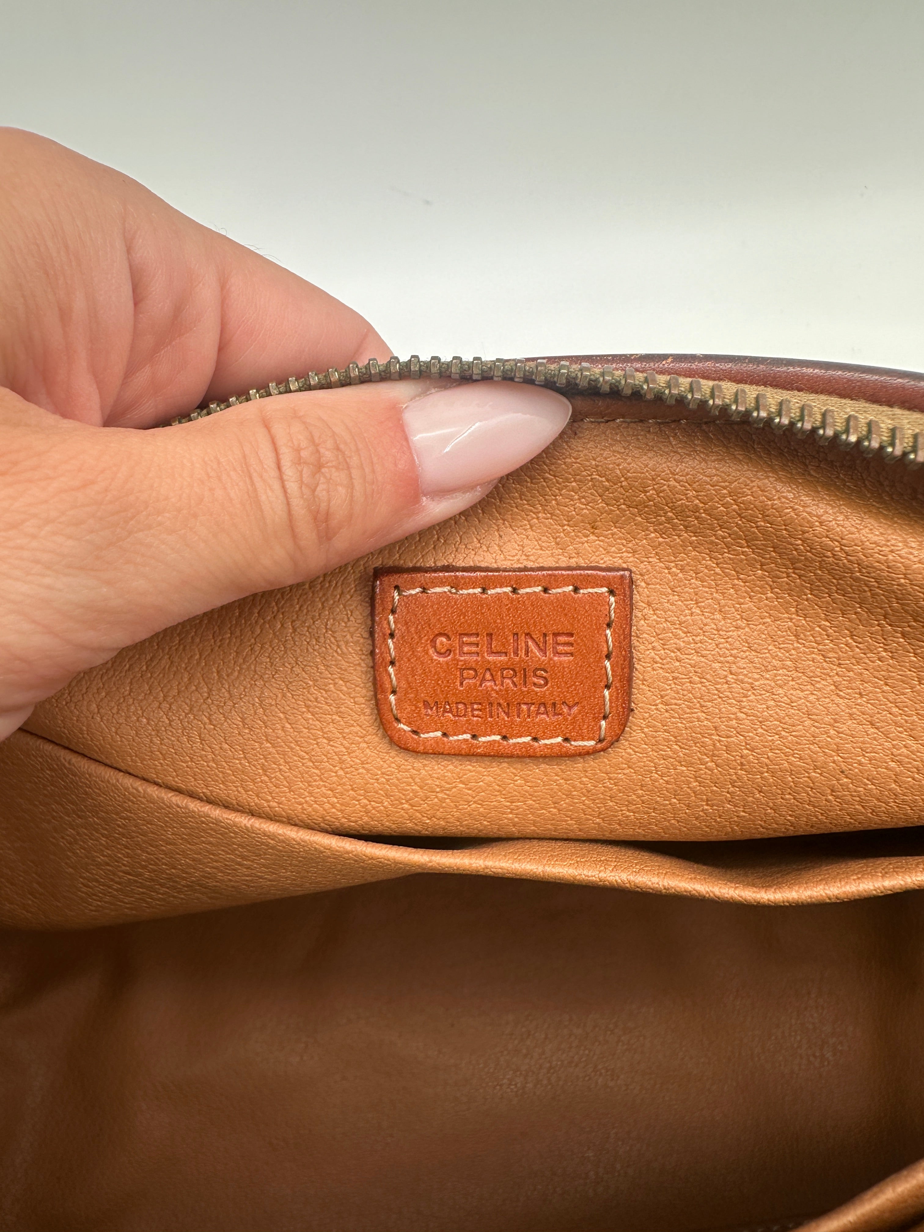 Macadam clutch brown