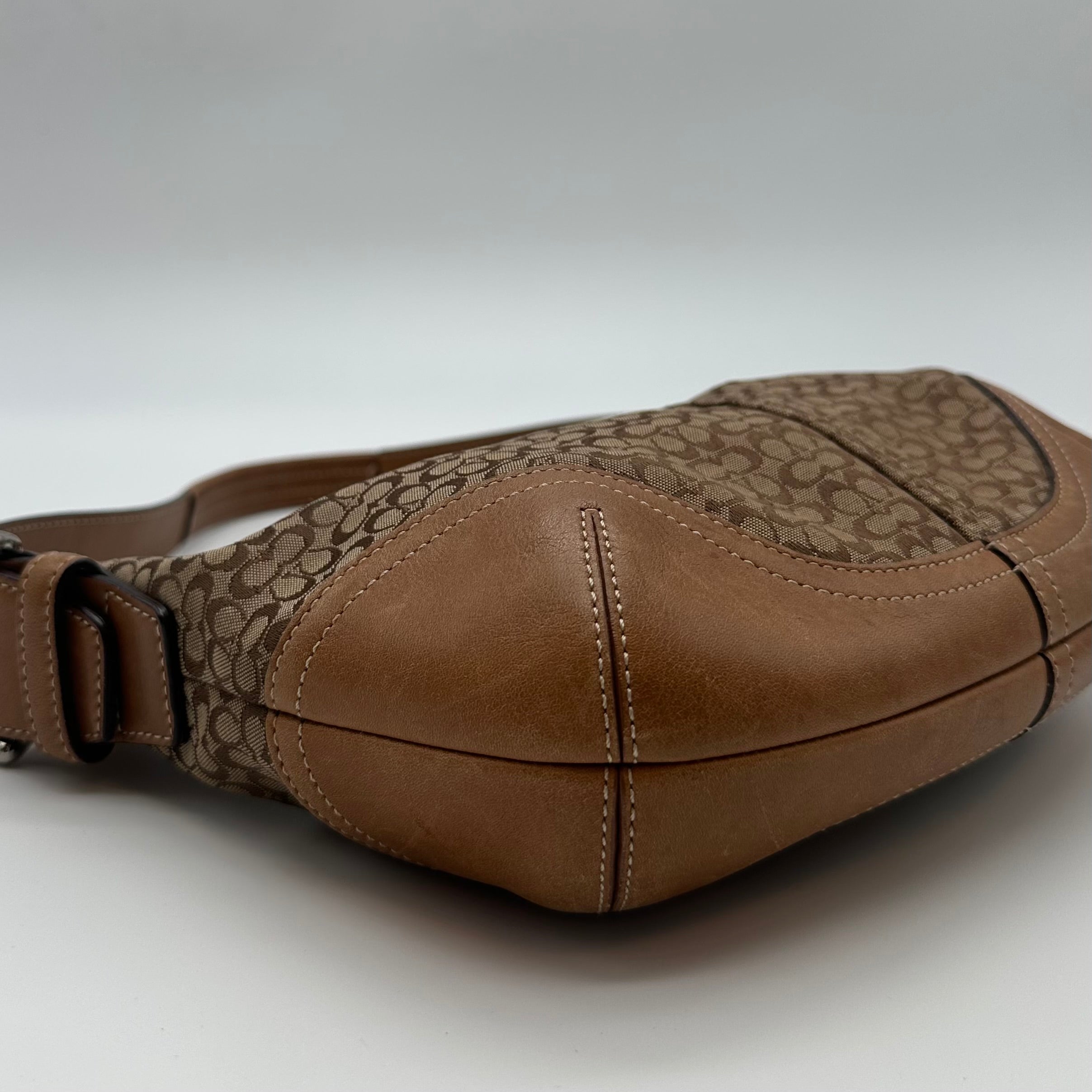 Coach Signature brown shoulder bag