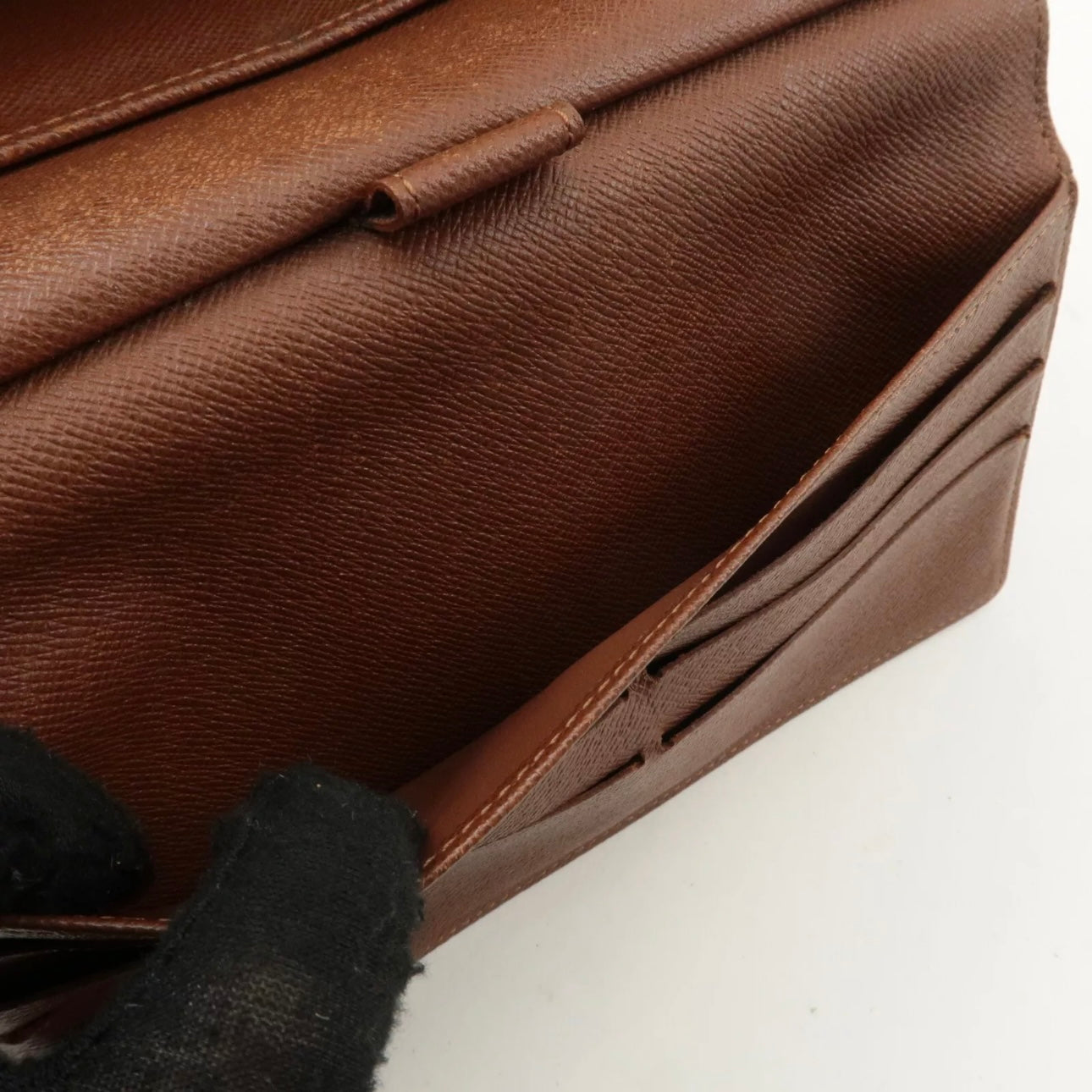 Monogram Portefeuille International Wallet