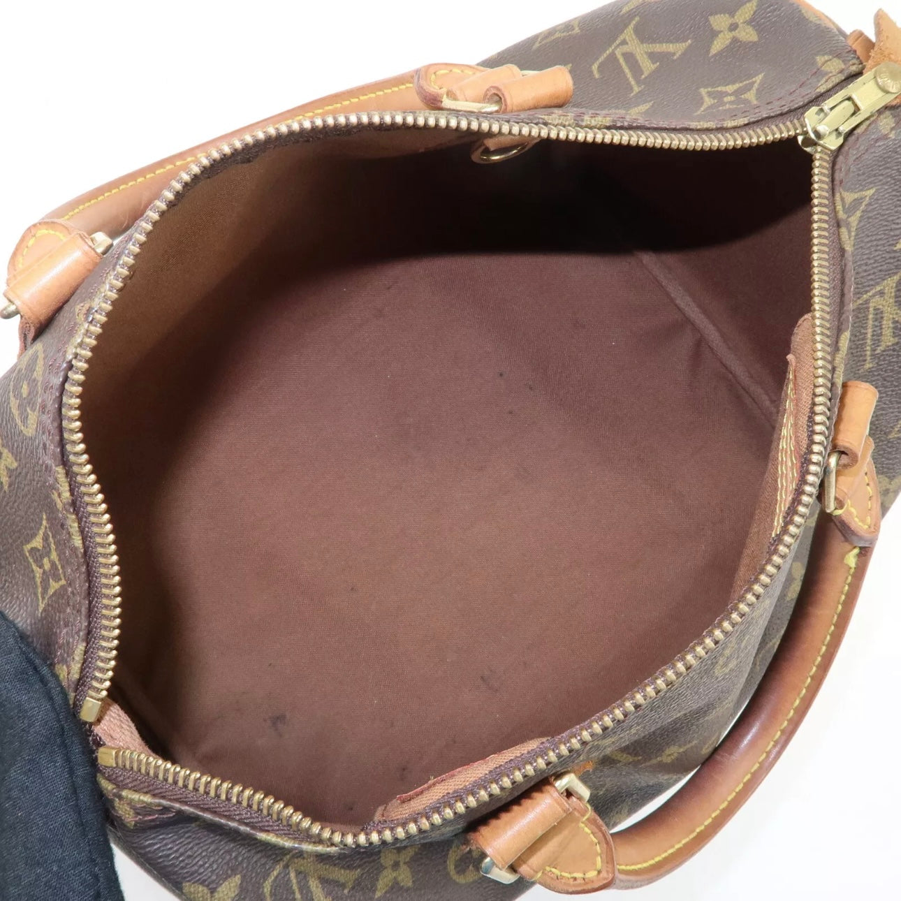 Louis Vuitton Speedy 30