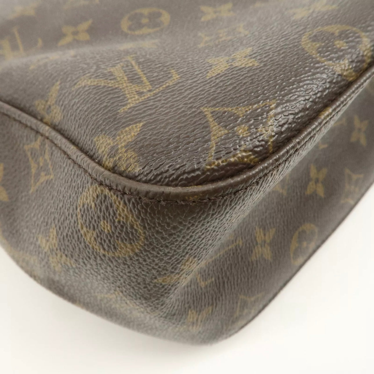 Louis Vuitton Looping GM