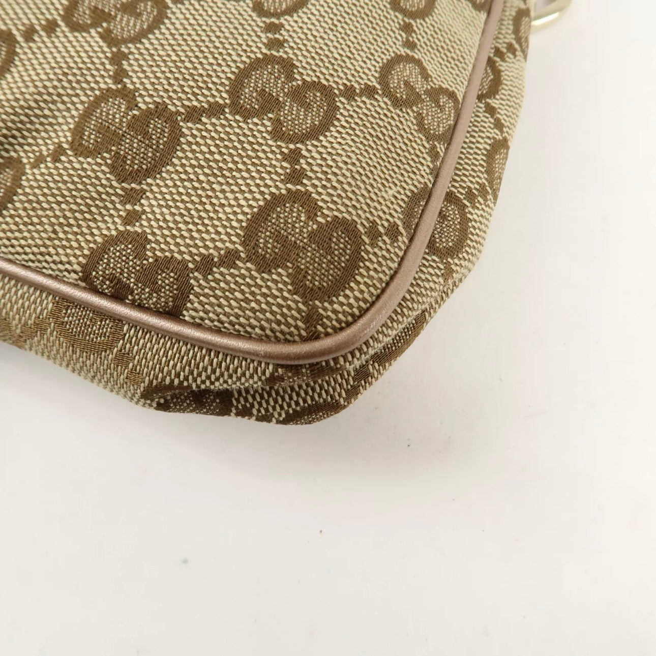 GUCCI Lovely GG Shoulder Bag