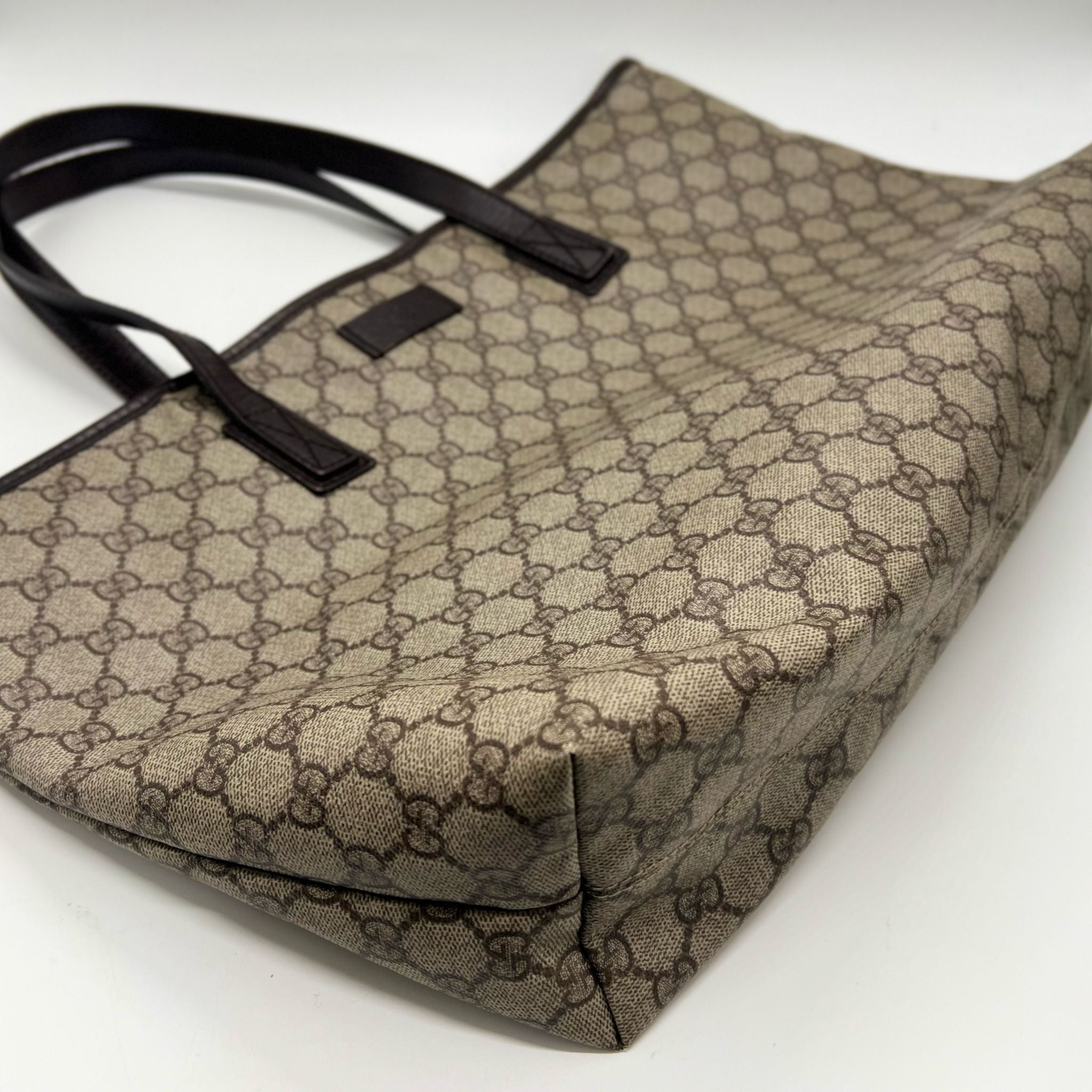 Gucci Supreme Tote Bag