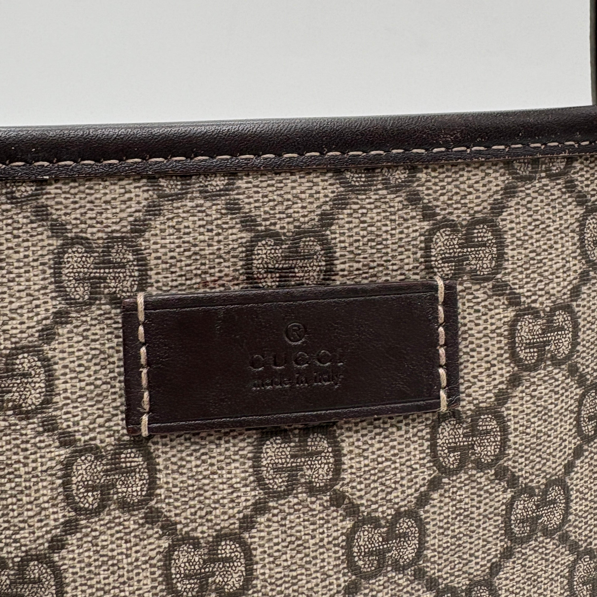 Gucci Supreme Tote bag