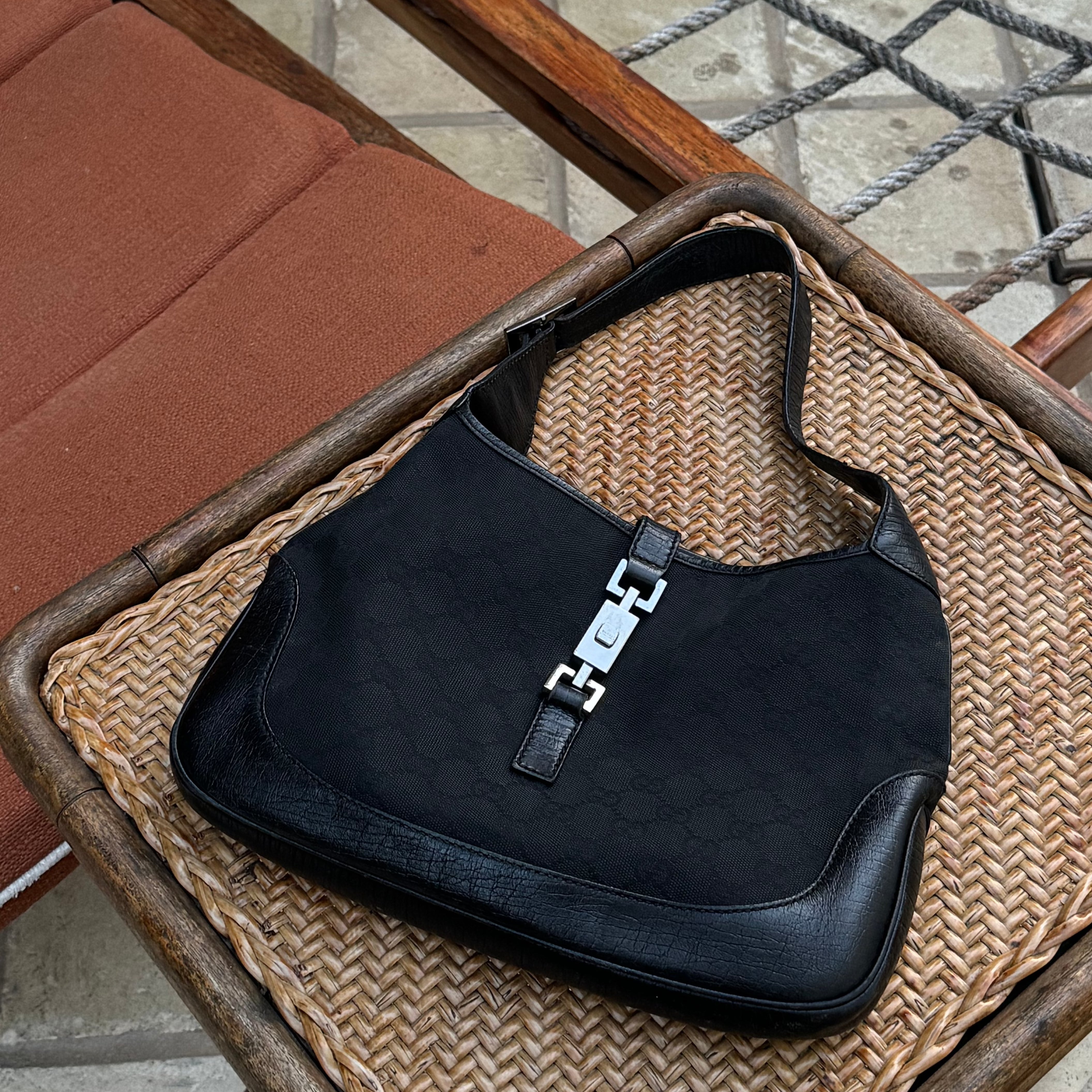 Jeckie hand and shoulder bag