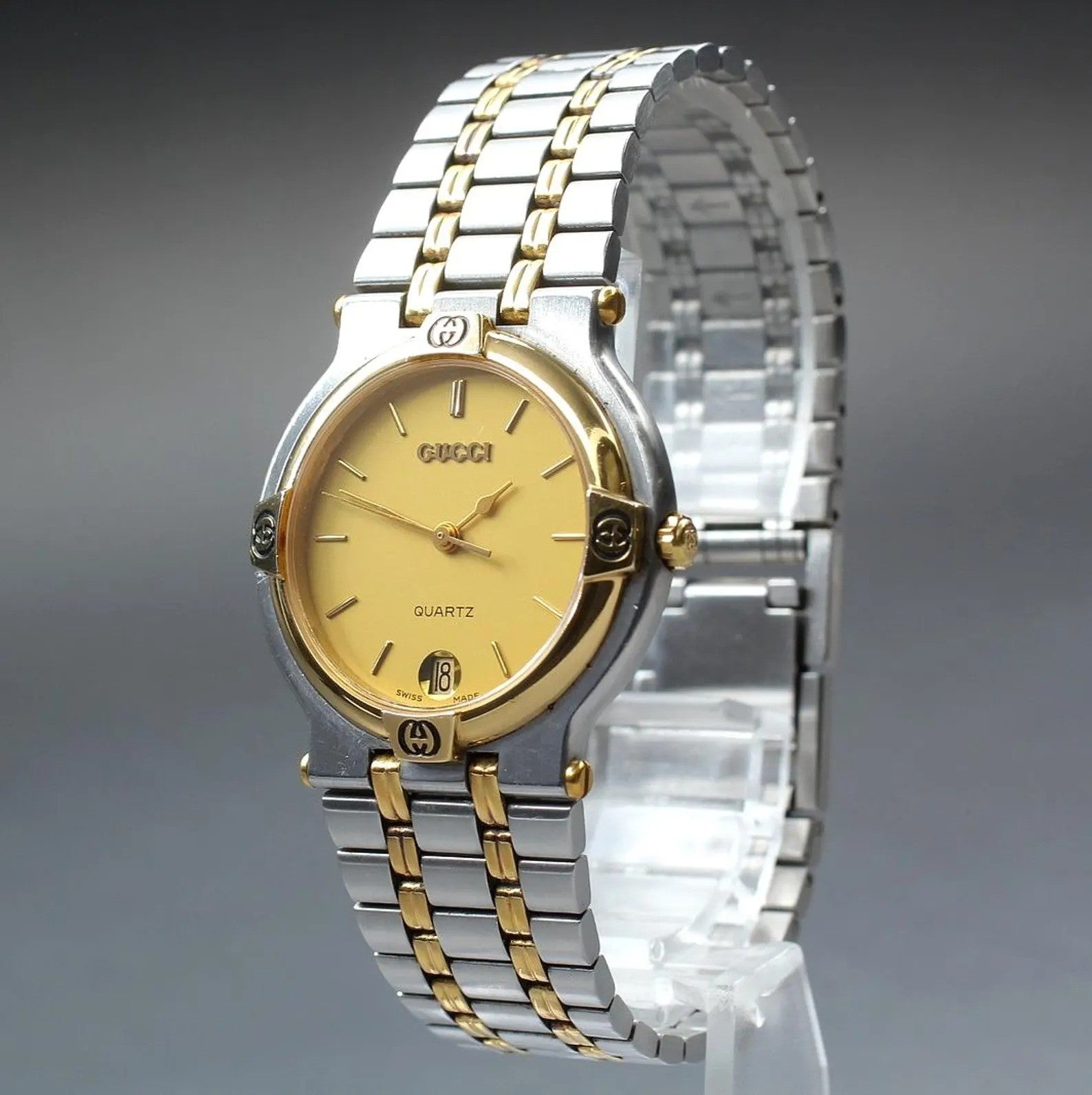 Gucci 9000M Watch - Gold, Stainless Steel