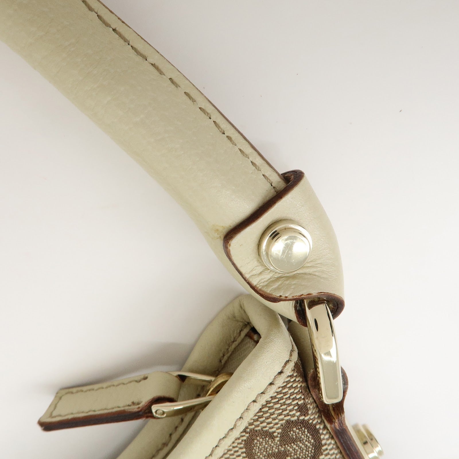 Gucci Abbey Hobo Shoulder Bag - Beige, GG Canvas and Leather