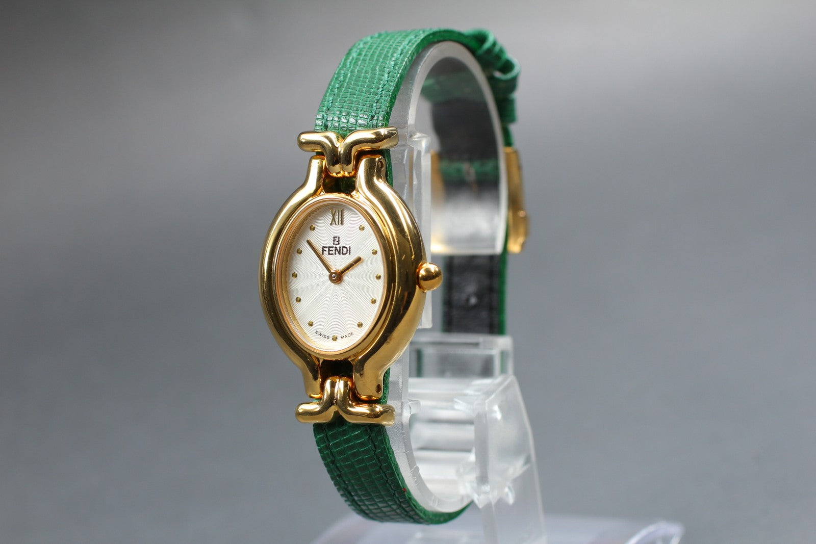 Fendi 640L Wristwatch - Gold, Stainless Steel- מגיע עם כל הרצועות!