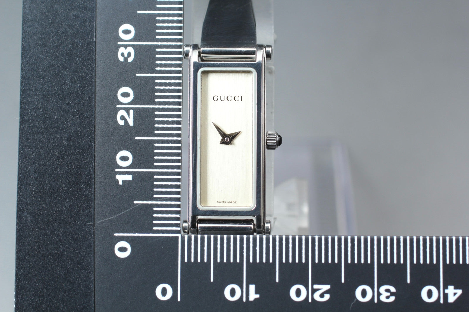 Gucci 1500L Watch - Silver, Stainless Steel