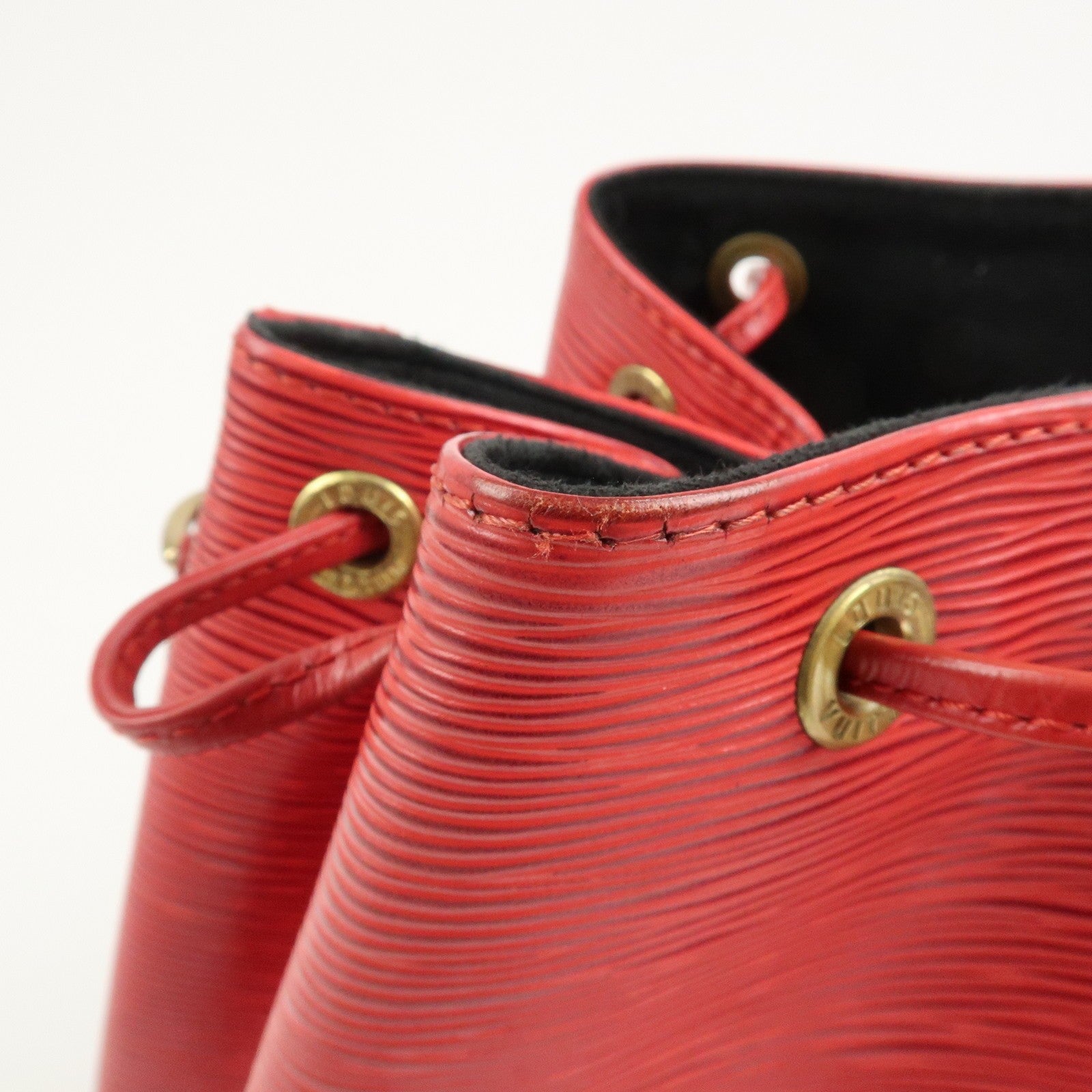 Louis Vuitton Epi Petit Noe Shoulder Bag - Castilian Red, Epi Leather