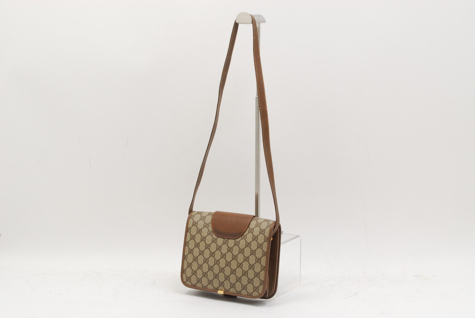 Gucci GG Supreme Crossbody Shoulder Bag - Brown, PVC Leather