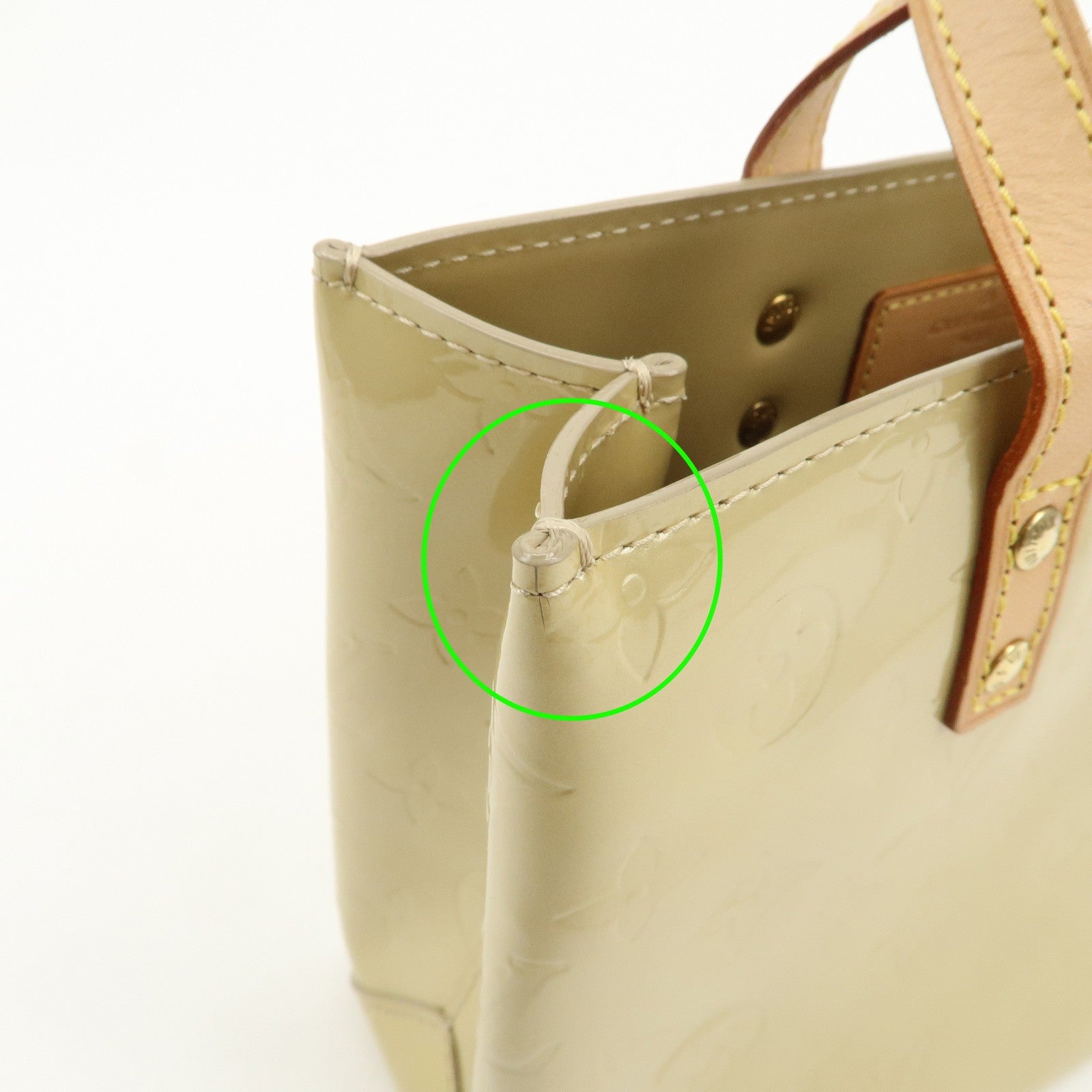Louis VuittonTote Hand Bag - Beige, Vernis Leather
