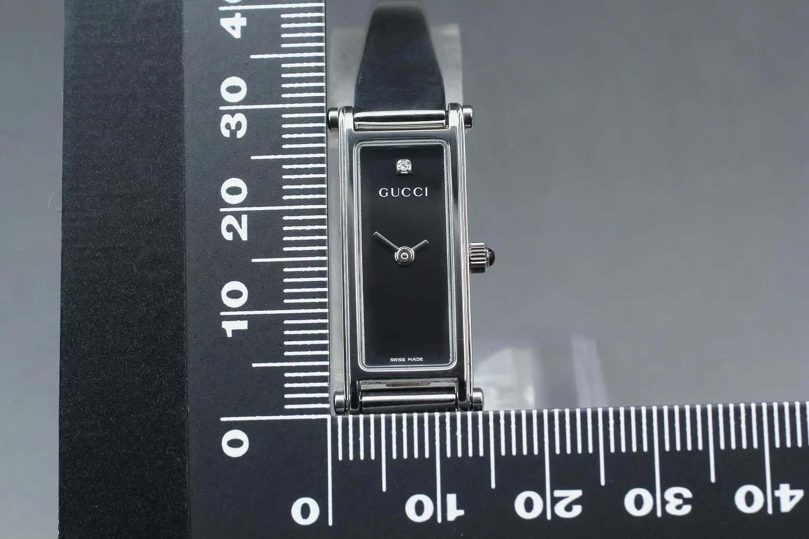 Gucci 1500L Wristwatch - Black, Stainless Steel