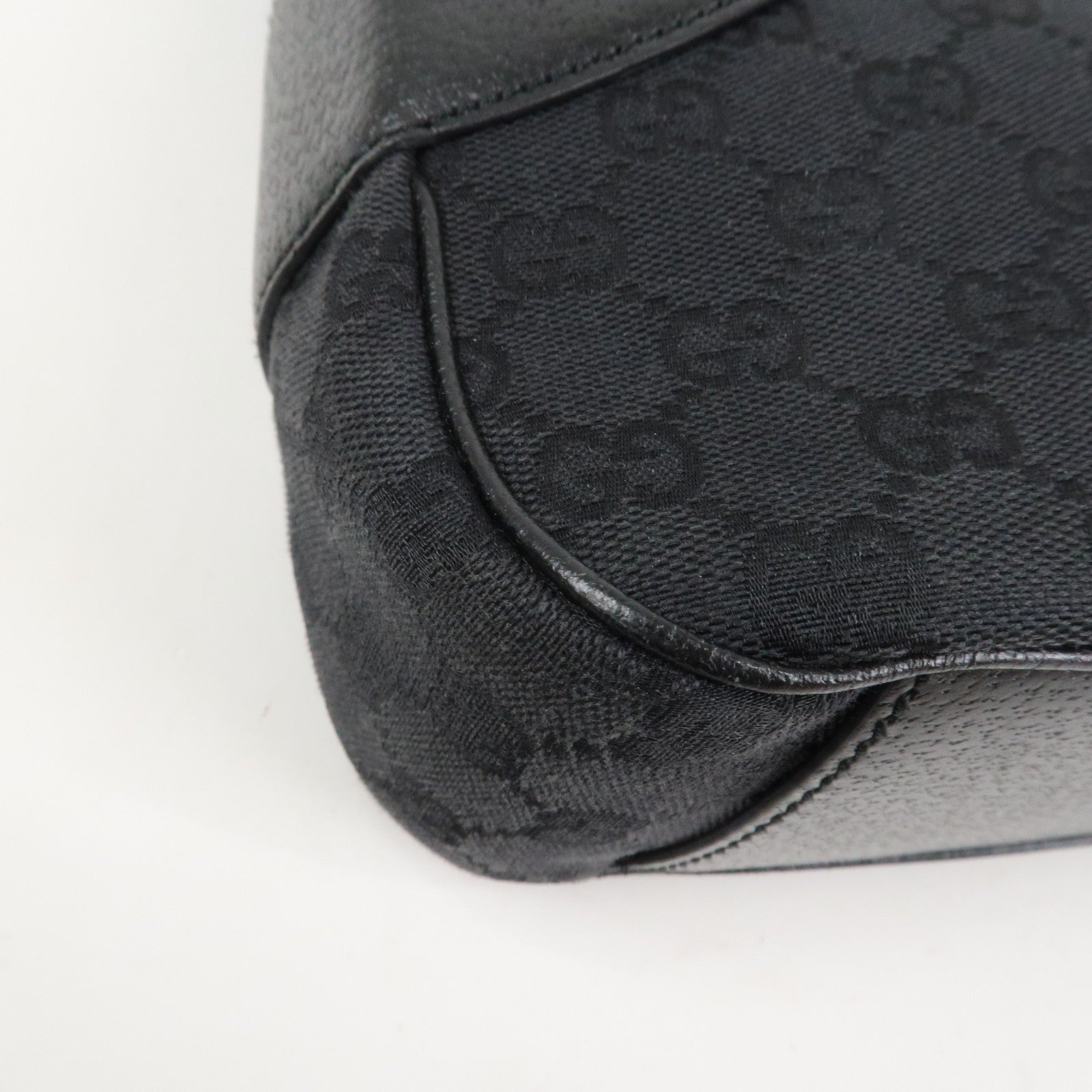 Gucci 113012 Shoulder Bag - Black, GG Canvas, Leather