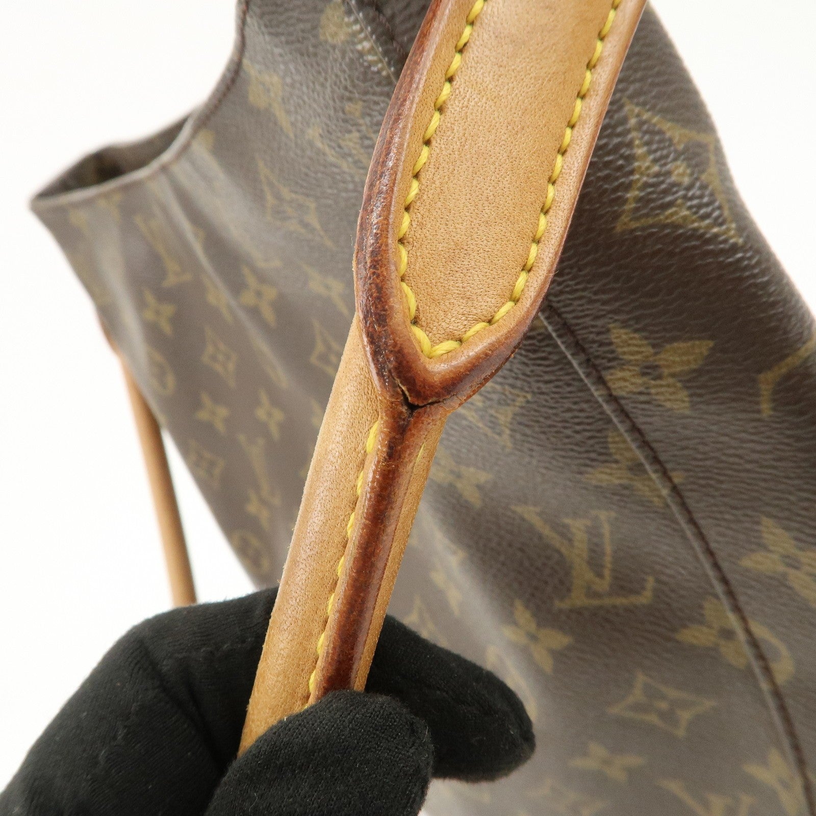 Louis Vuitton Looping GM Shoulder Bag - Monogram, Canvas Leather