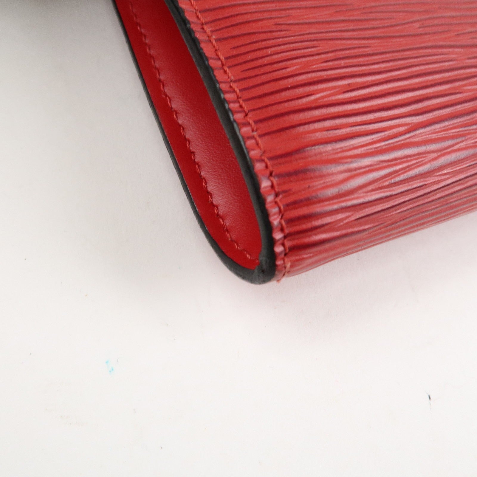 Louis Vuitton Epi Pochette Accessoires Pouch - Castilian Red, Epi Leather