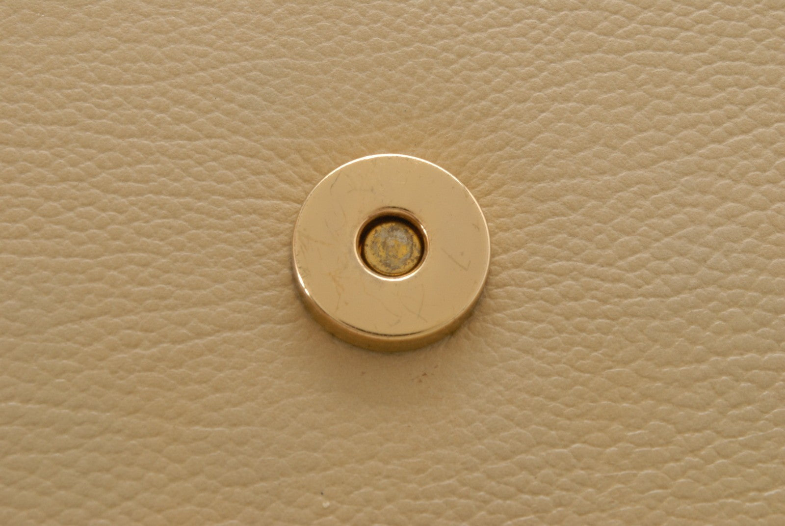 Yves Saint Laurent YSL Hand Bag - Ivory, Leather