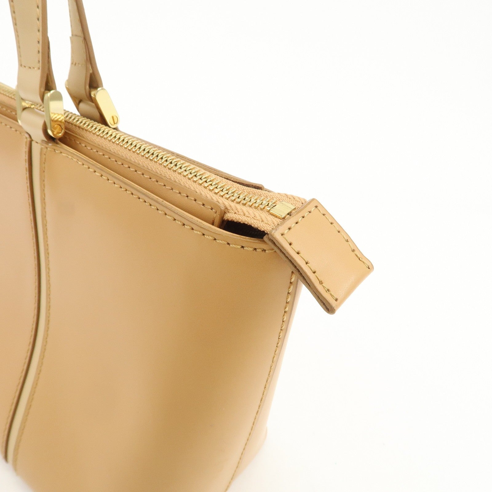 Burberry Nova Plaid Logo Hand Bag - Light Brown, Leather