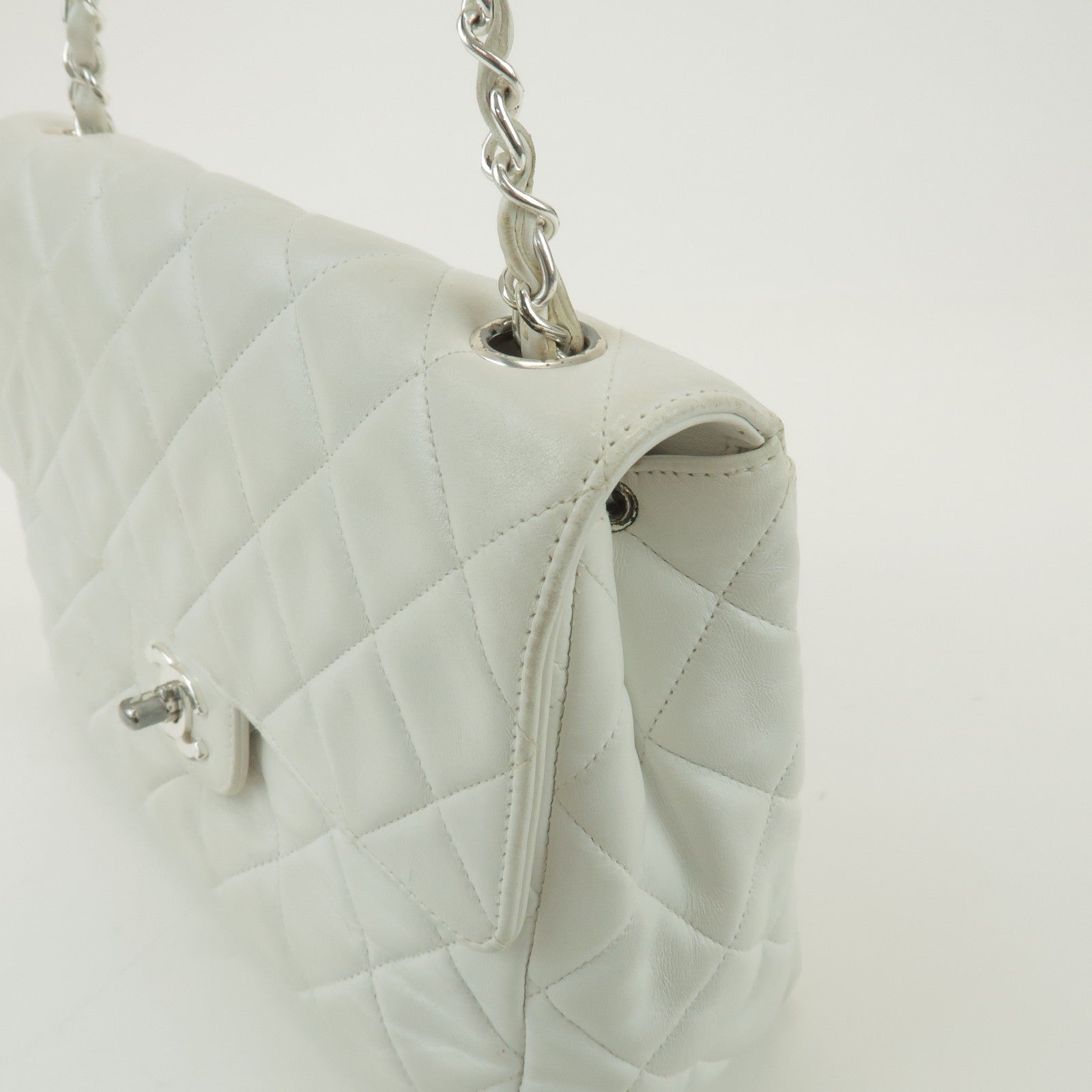 Chanel Matelasse Chain Shoulder Bag - White, Lamb Skin