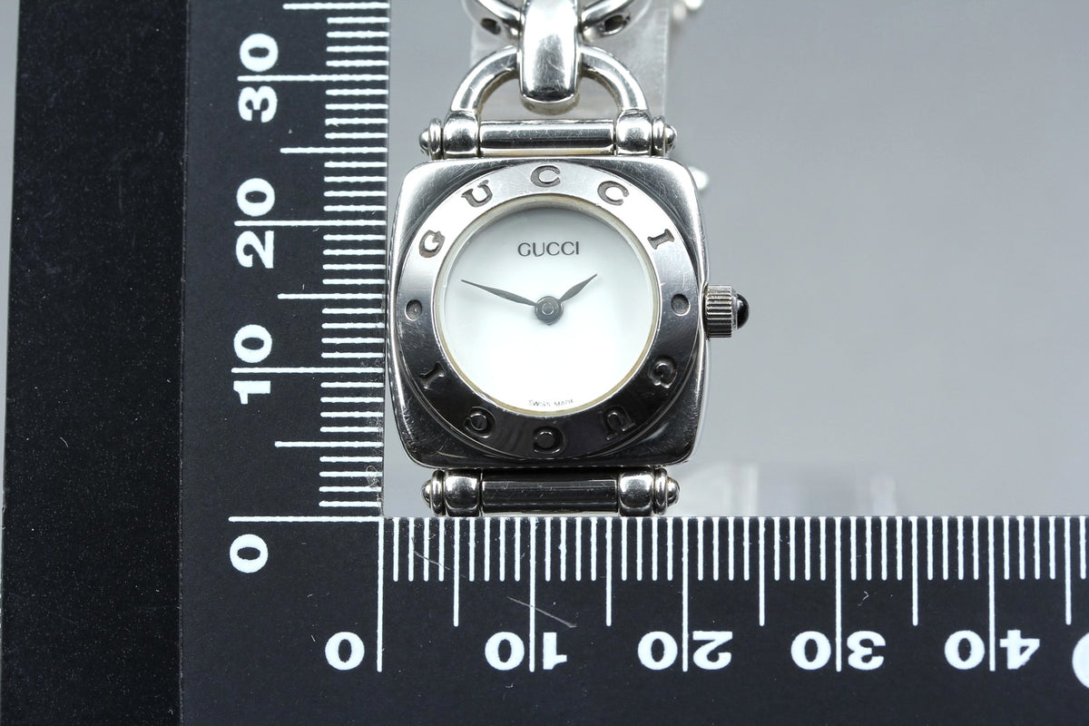 Gucci 6400L Wristwatch - Silver, Stainless Steel