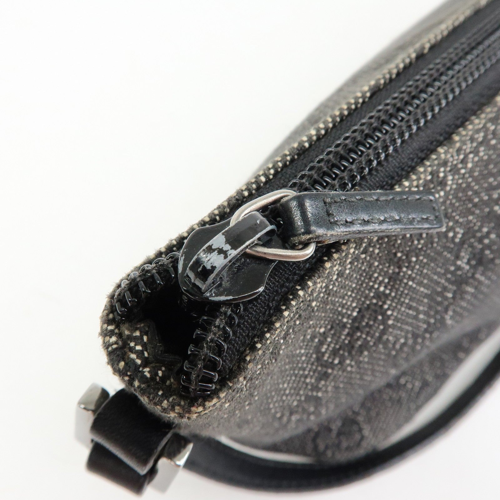 Gucci Boat Bag Accessory Pouch - Black, GG Canvas Leather