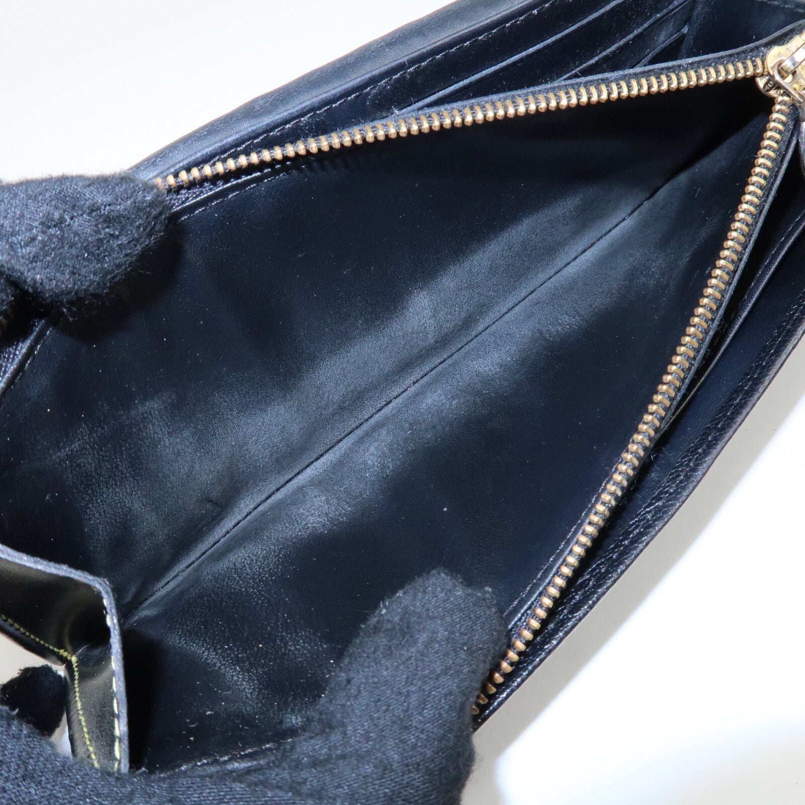 Louis Vuitton Portefeuille Favori Wallet - Noir, Suhari Leather