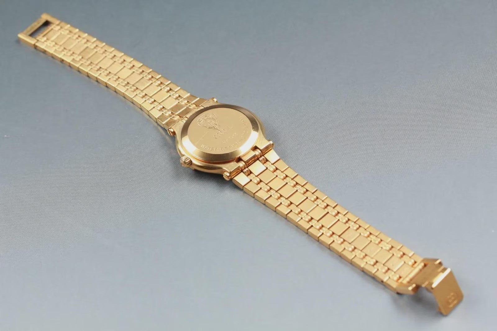 Gucci 9200L Watch - Gold, Stainless Steel