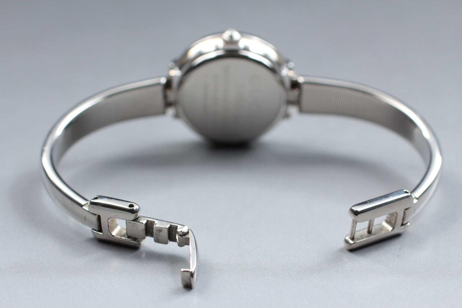 Gucci 1400L Watch - Black, Stainless Steel