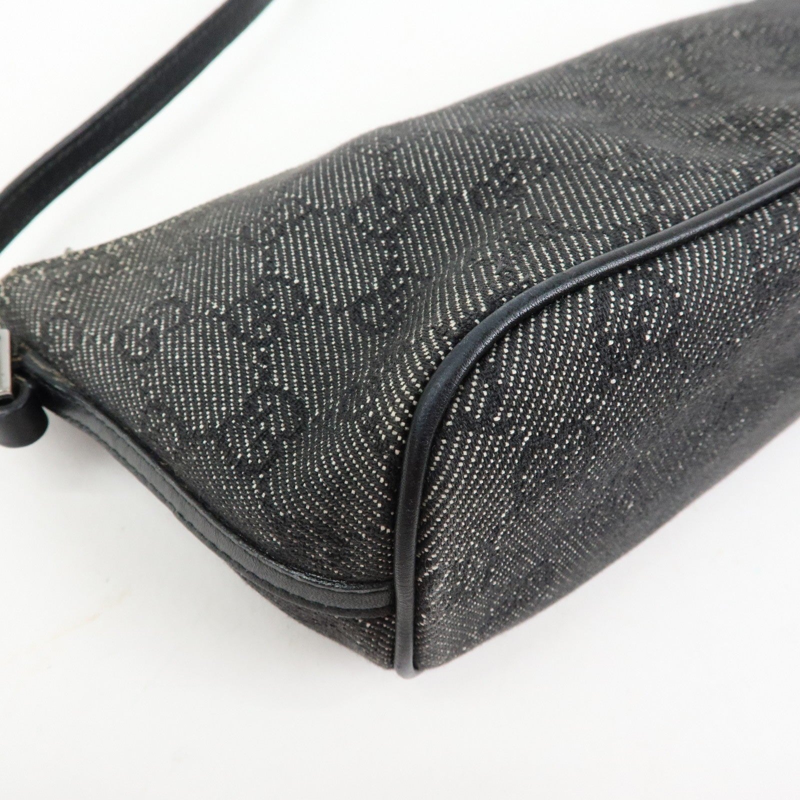 Gucci Boat Bag Accessory Pouch - Black, GG Canvas Leather