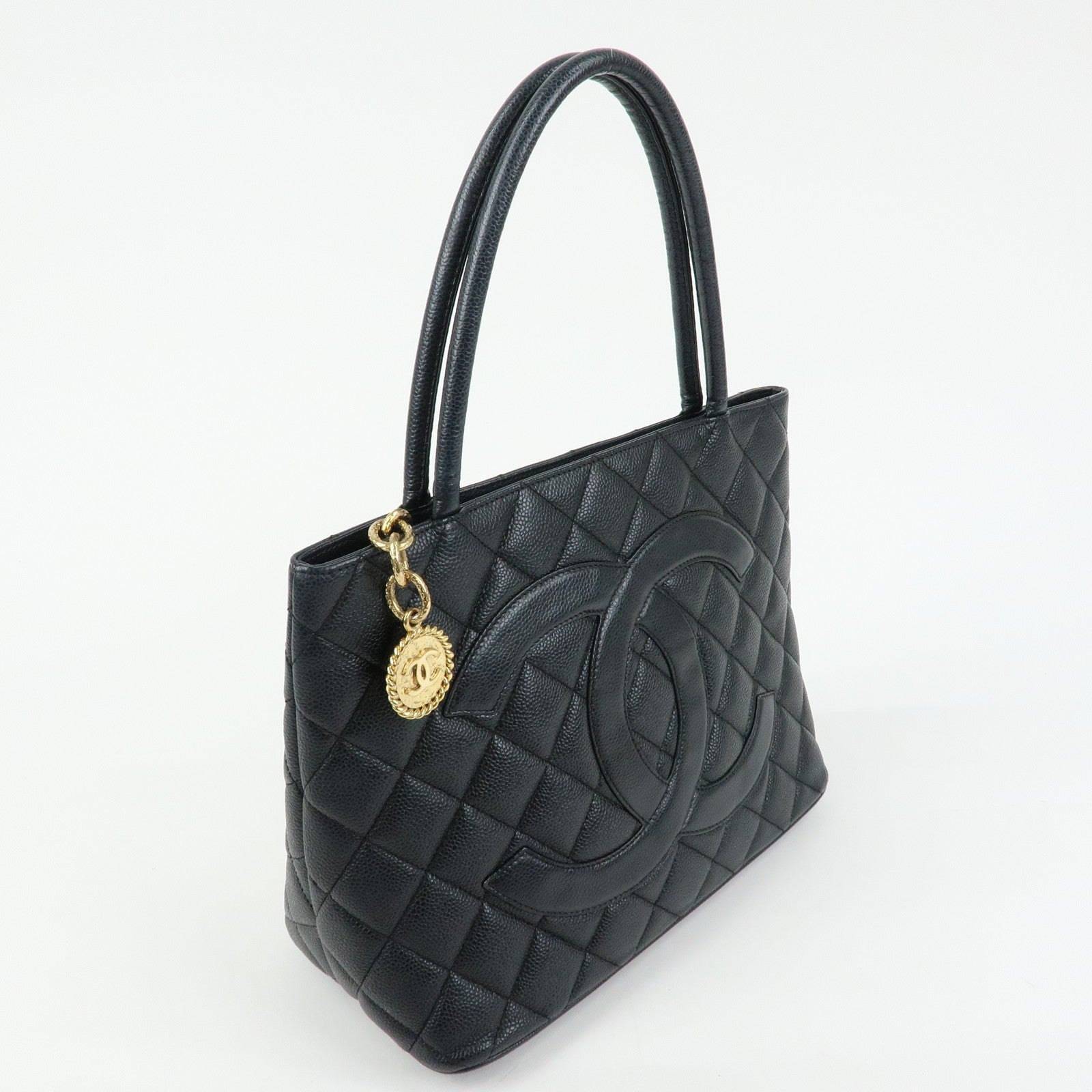 Chanel A01804 Tote Bag - Black, Caviar Skin