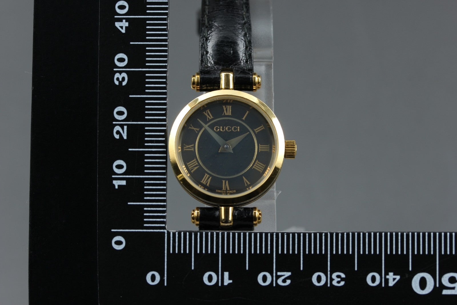 Gucci 2000L Wristwatch - Black and Gold, Leather and Stainless Steel