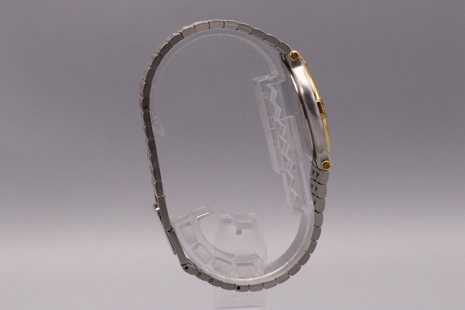 Gucci 9000M Wristwatch - Gold, Silver, Stainless Steel