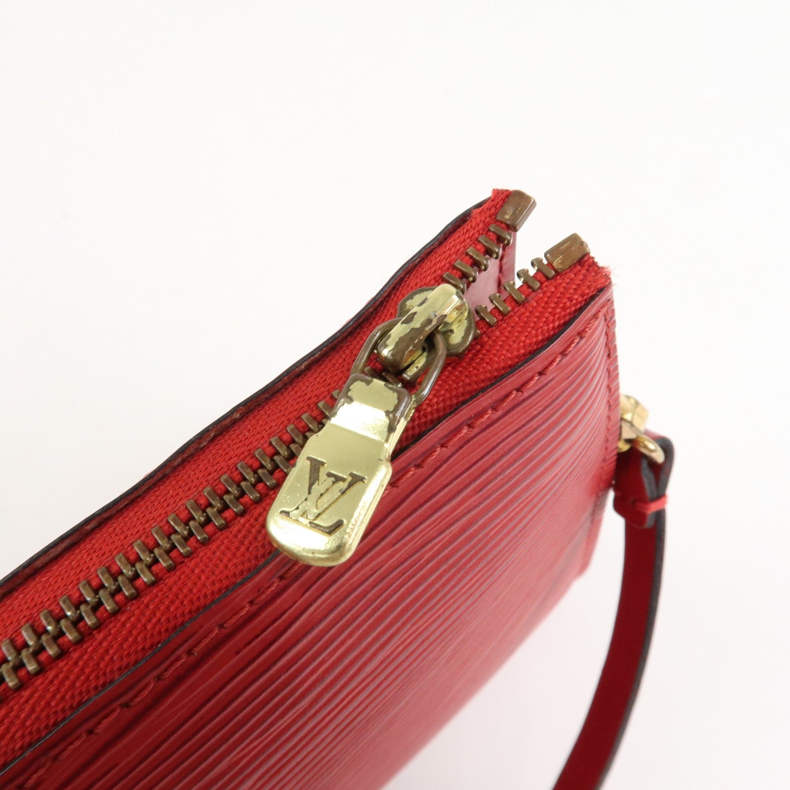 Louis Vuitton Epi Pochette Accessoires Pouch - Castilian Red, Epi Leather